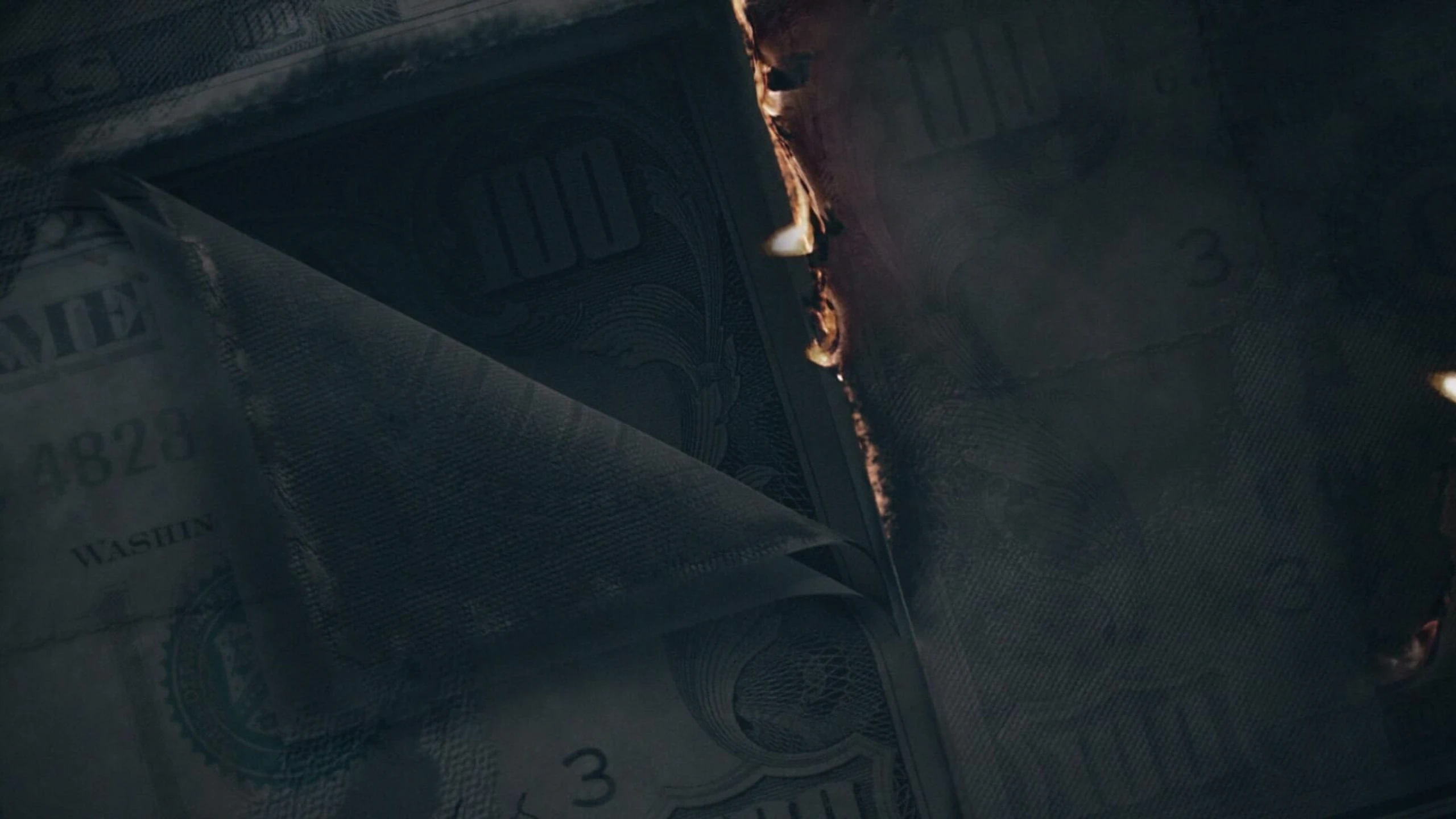 Glamour & Drama: Hinter den Kulissen der Haute Couture