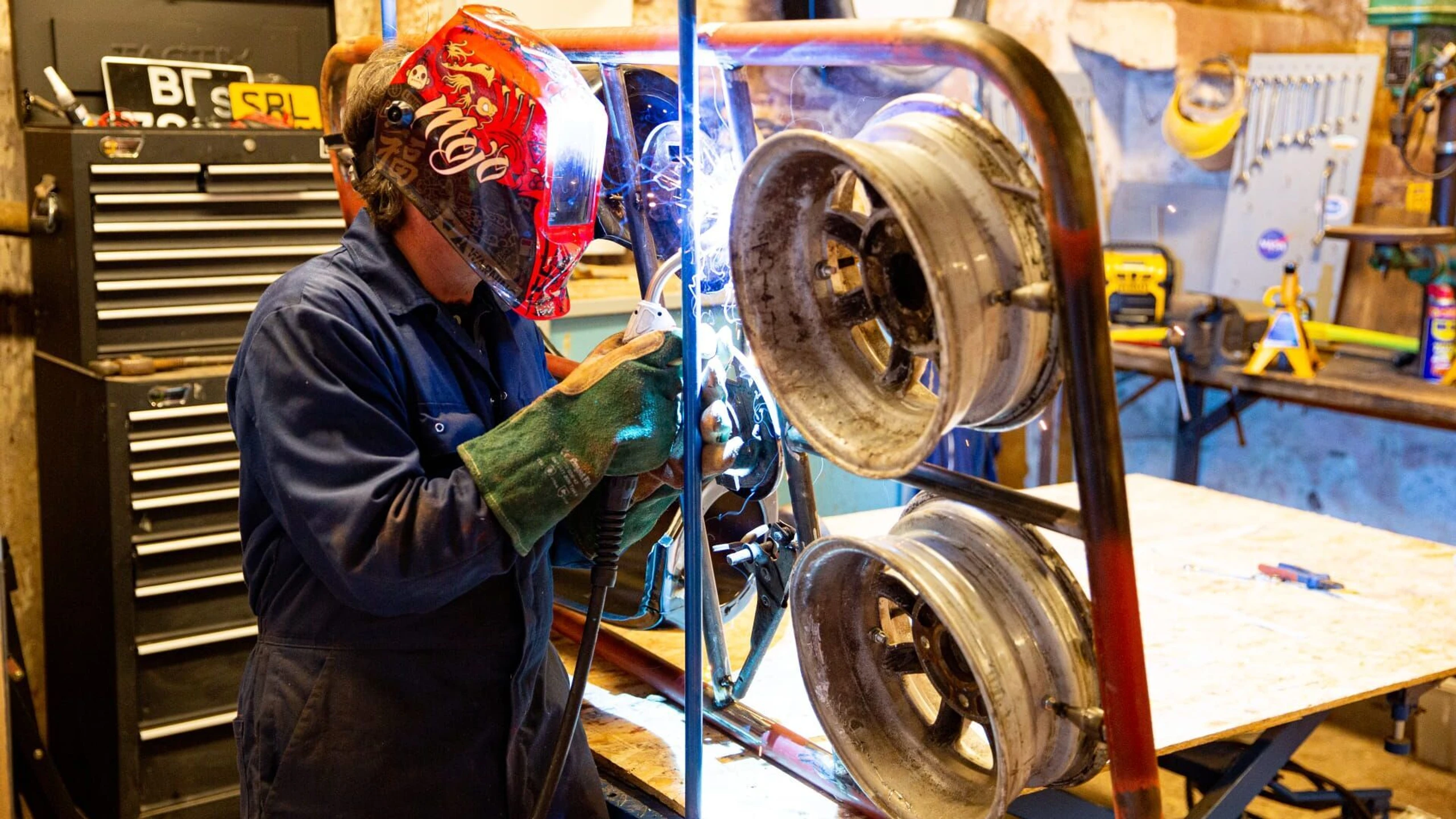 Richard Hammond's Car Workshop