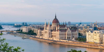 Ein Fluss, zwei Stadtteile, viele Geschichten: Budapest