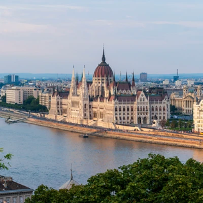 Ein Fluss, zwei Stadtteile, viele Geschichten: Budapest