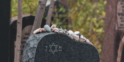 Ehrenamtliches Engagement am jüdischen Friedhof in Währing