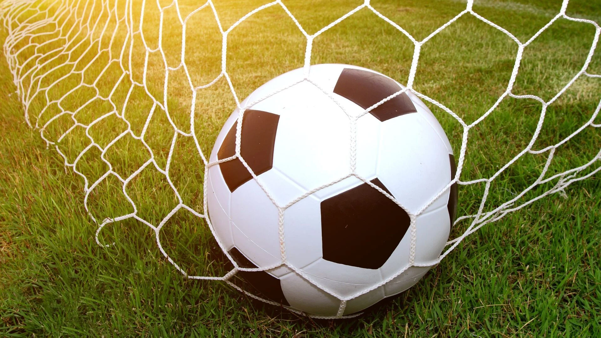 UEFA Frauen EURO Schweiz 2025 Gruppe C: Polen - Dänemark