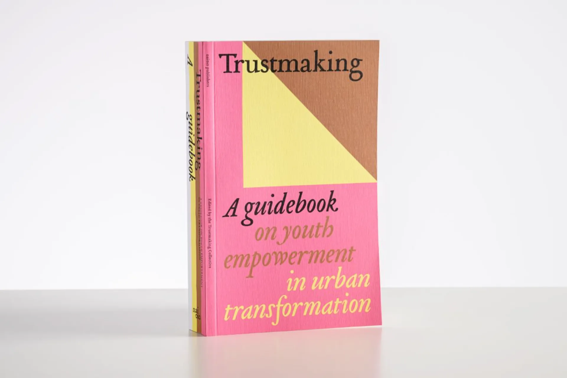 Trustmaking Bookcover