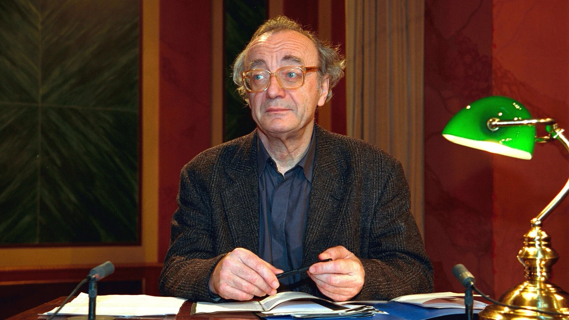 Alfred Brendel - Ein Finger zuviel