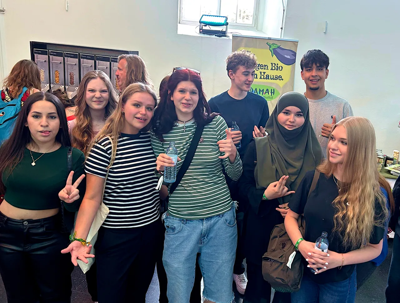 Schüler*innen der 2HKB