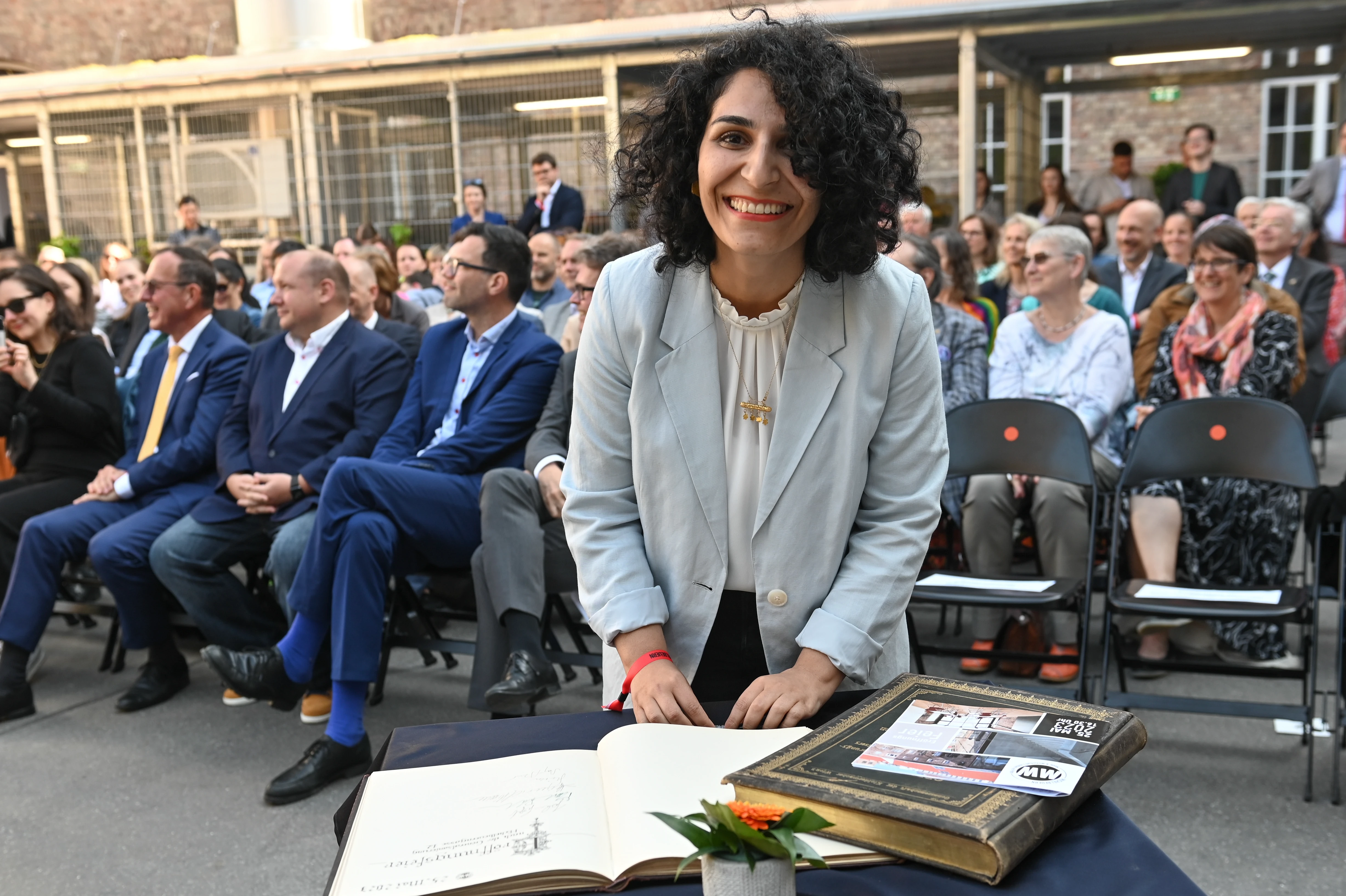 Bezirksvorsteherin Saya Ahmad