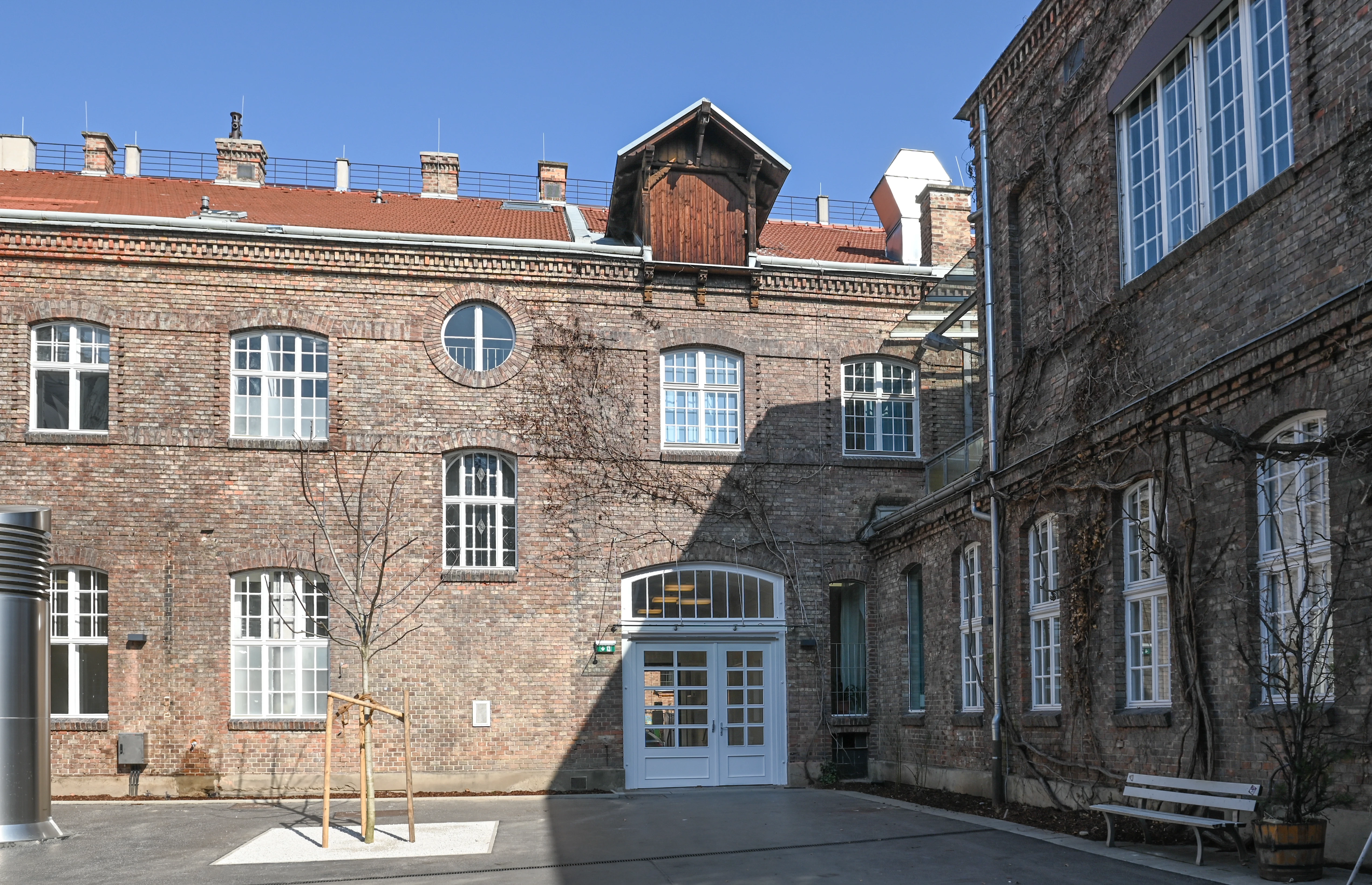 Begegnungszone Schulhof