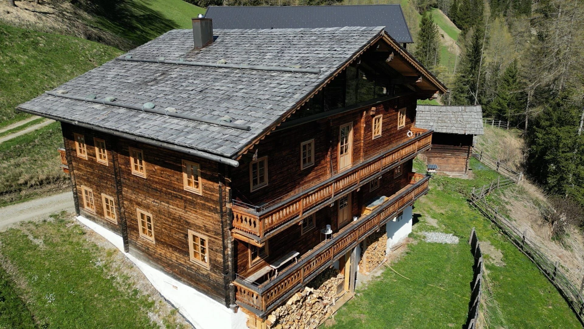 Tiroler Bauernhäuser - Zwischen Romantik und Realität