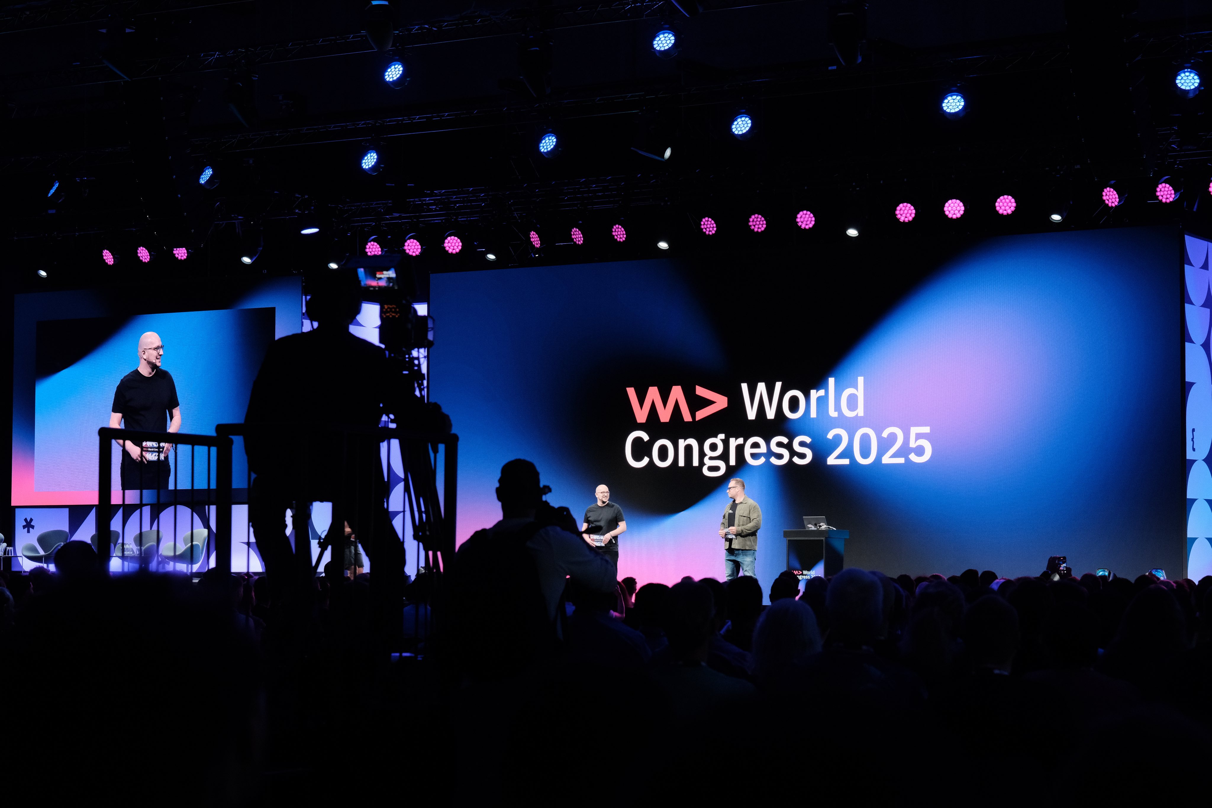 AI Everywhere: Wie die WeAreDevelopers die Zukunft intelligenter Software zeigte