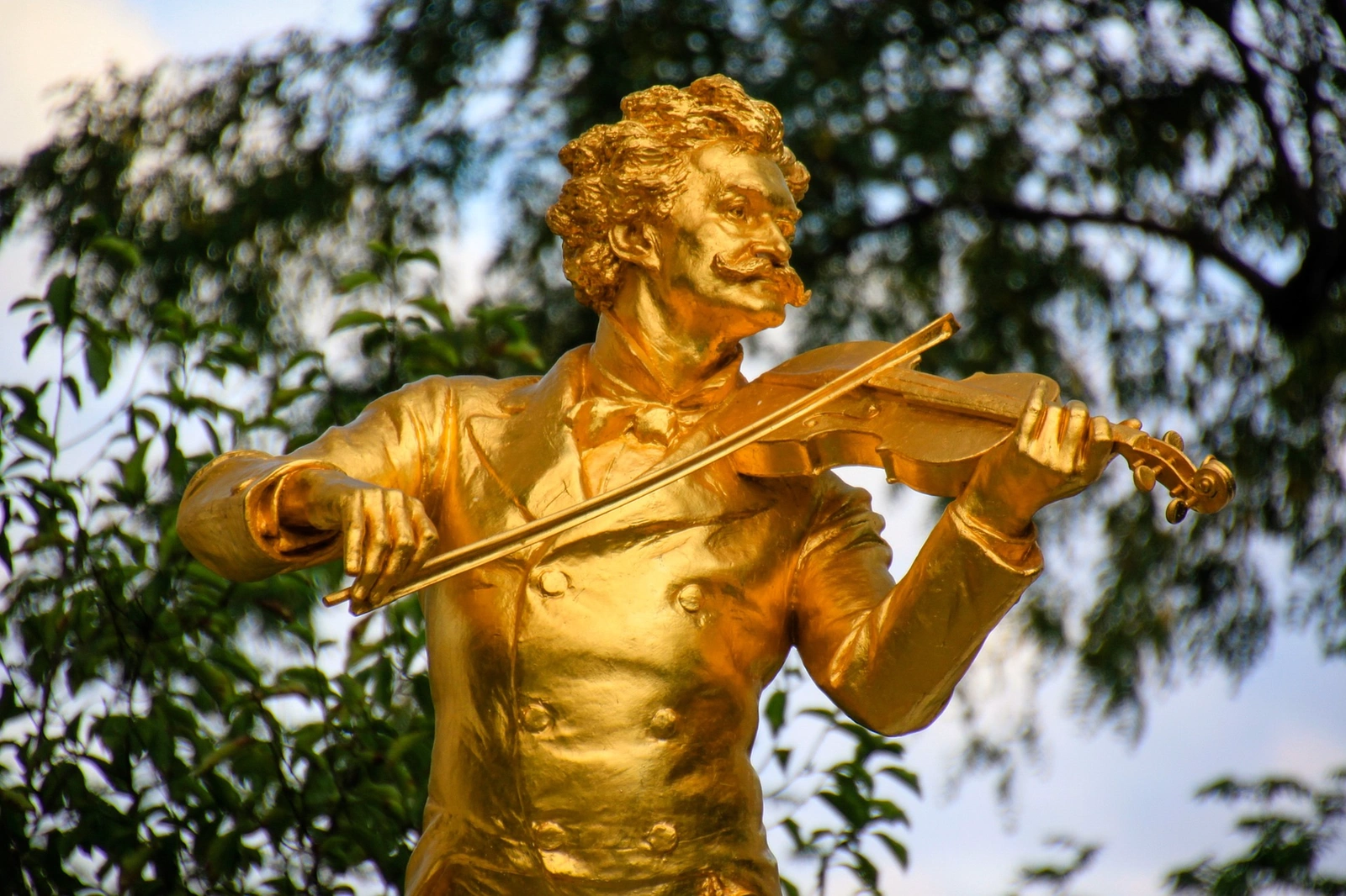 Johann Strauss-Denkmal