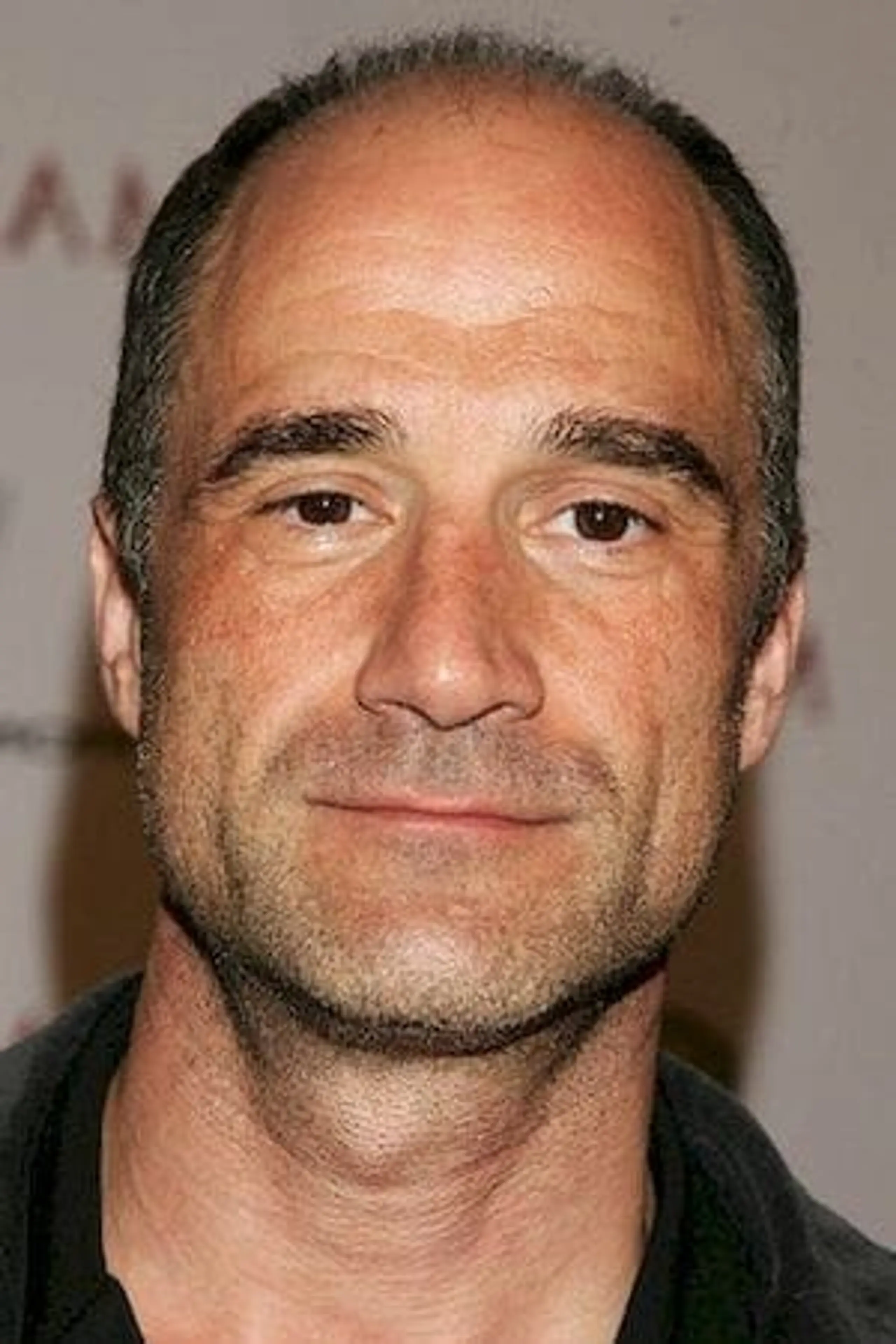 Foto von Elias Koteas