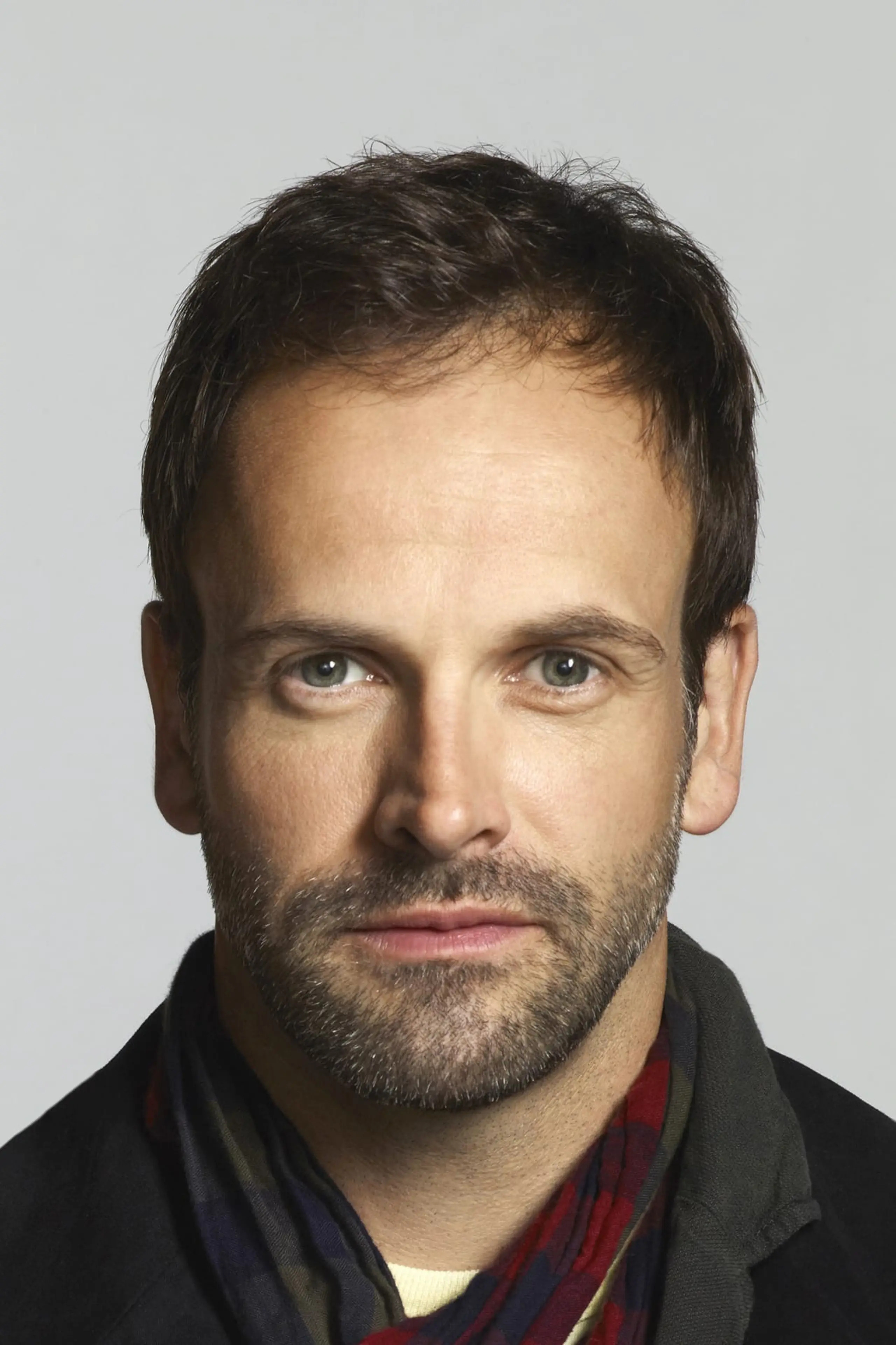 Foto von Jonny Lee Miller