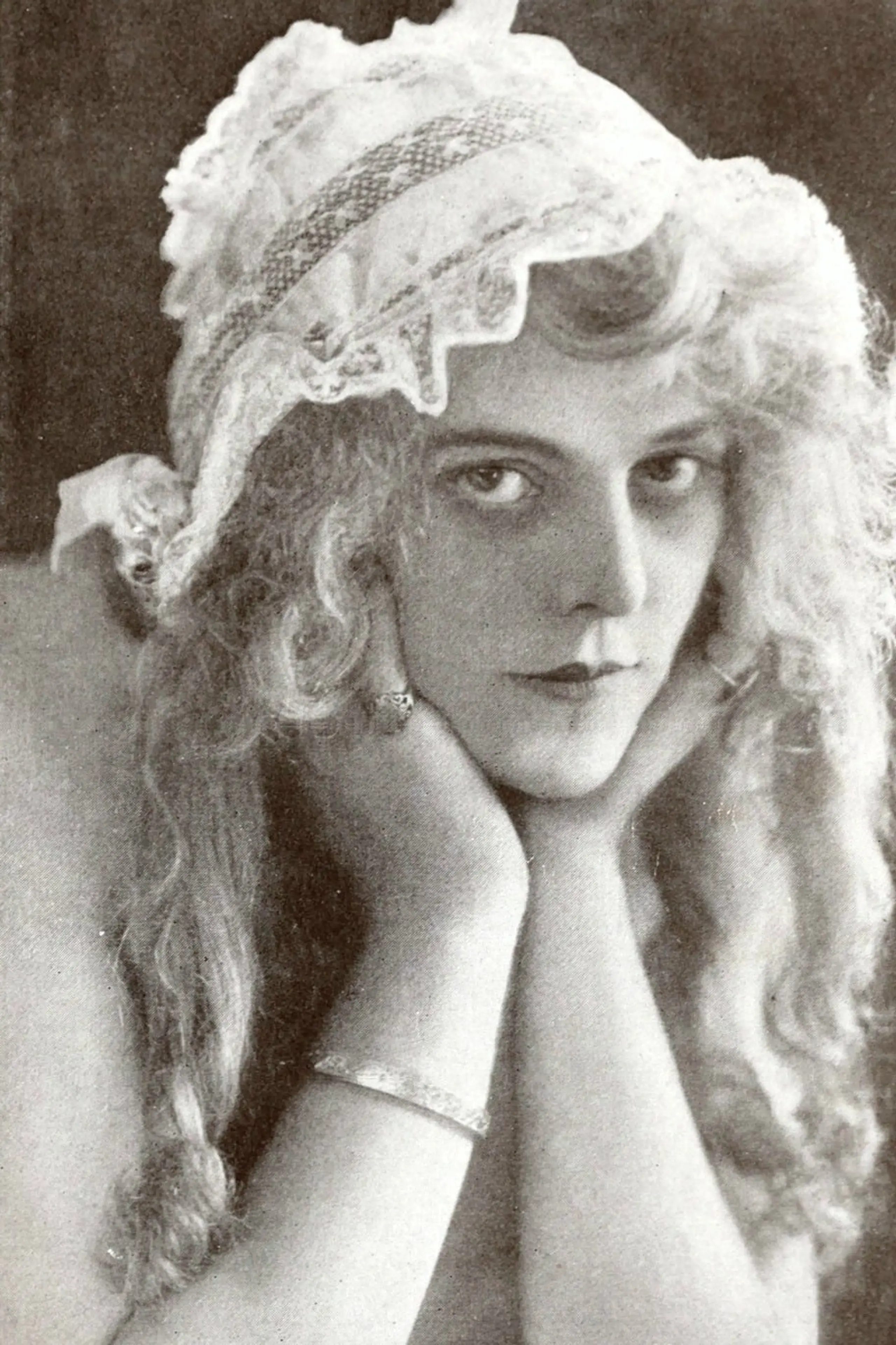 Foto von Lillian Worth