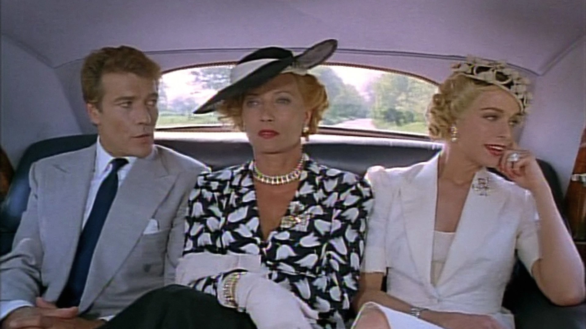 Armes reiches Mädchen - Die Geschichte der Barbara Hutton