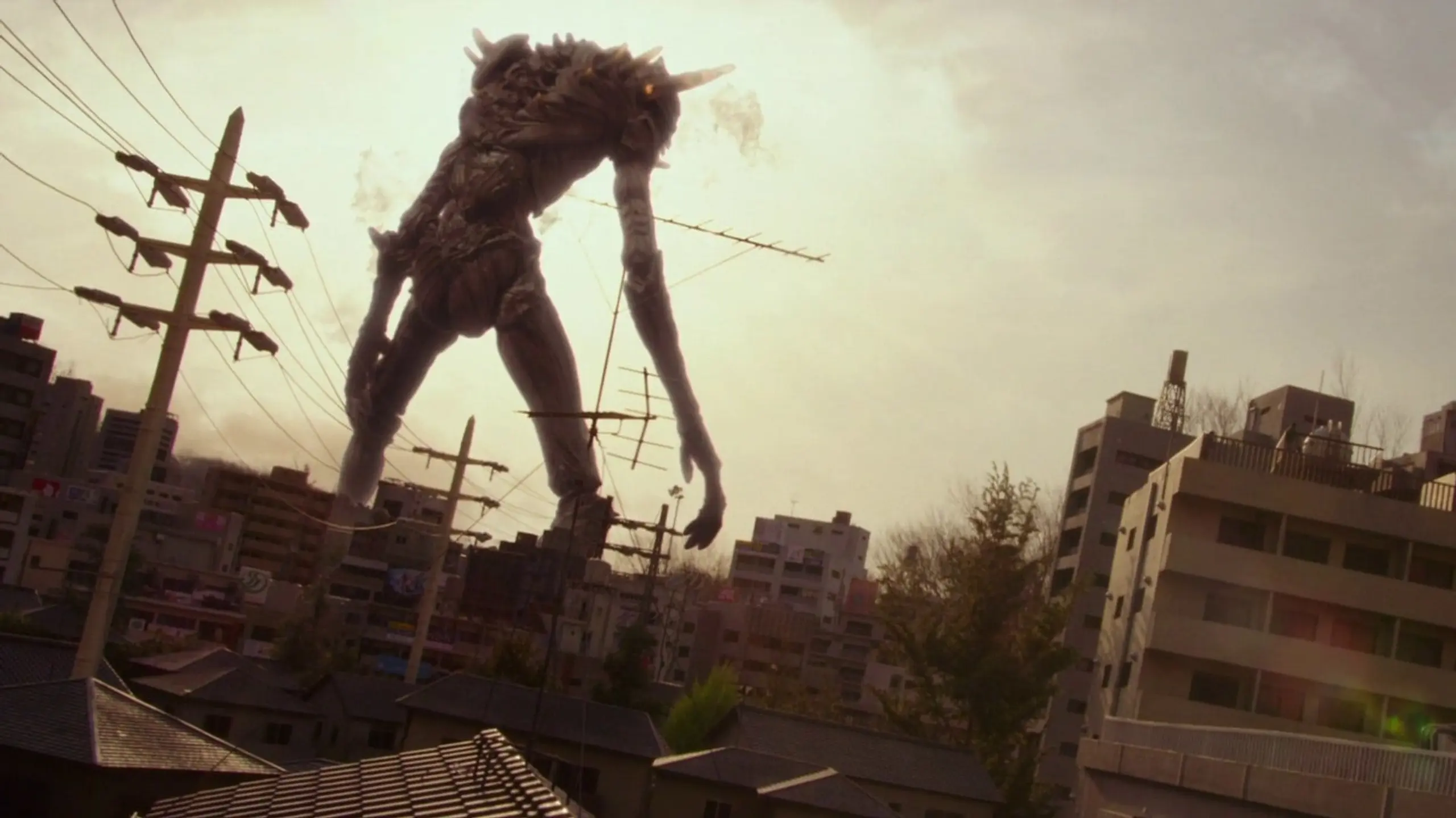 Giant God Warrior Appears in Tokyo