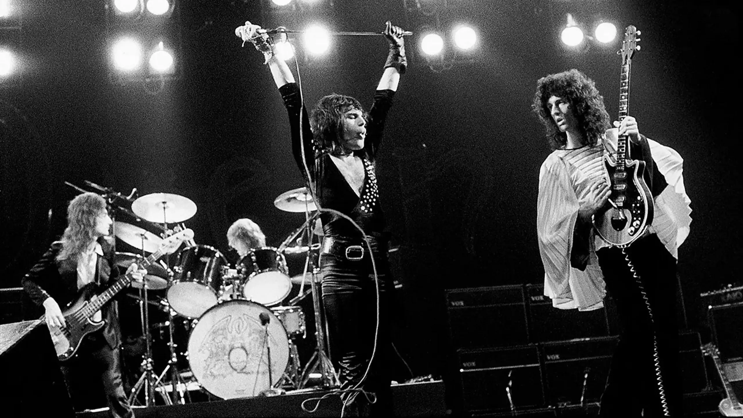 Queen - Live at the Rainbow '74