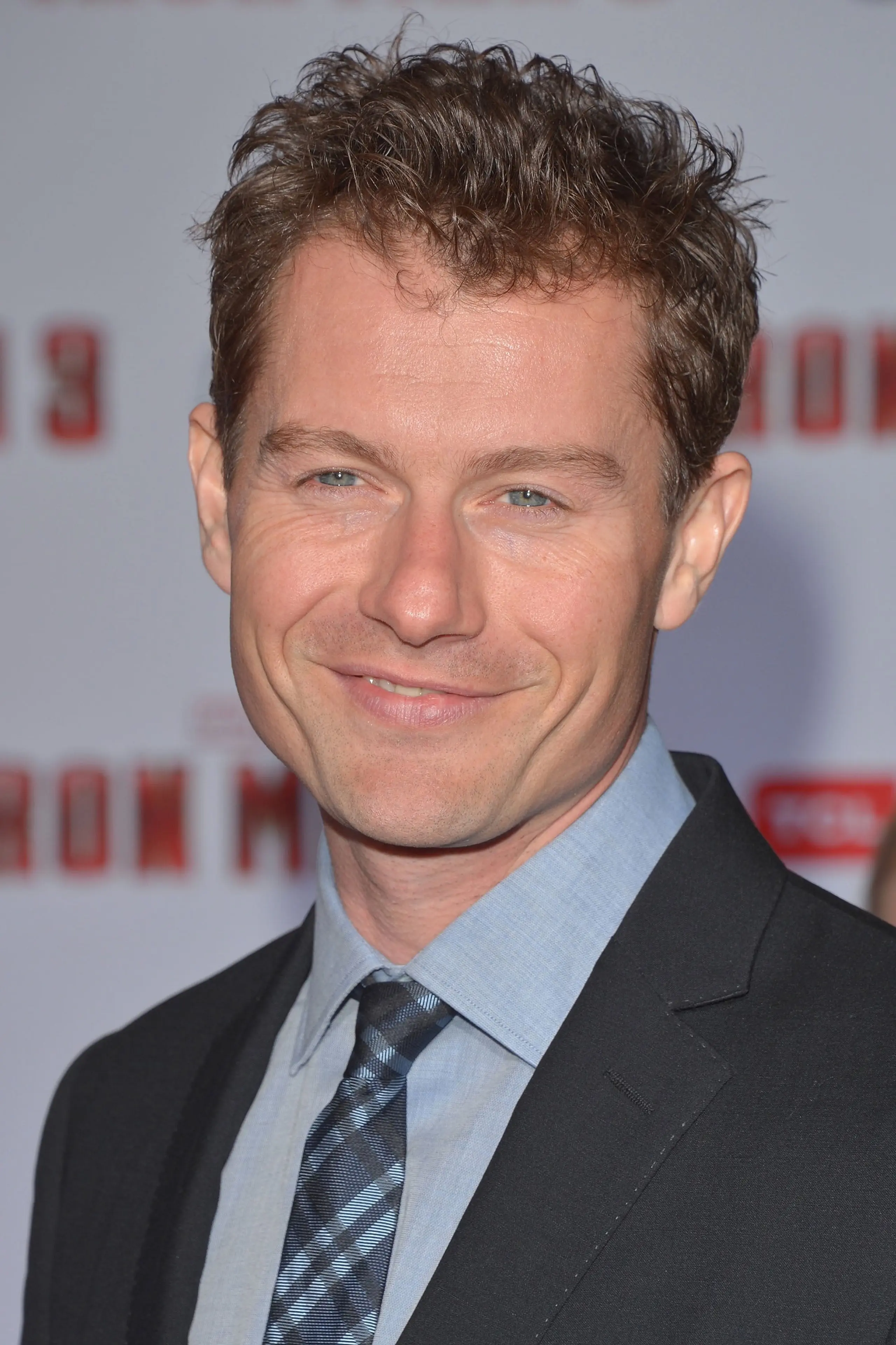 Foto von James Badge Dale