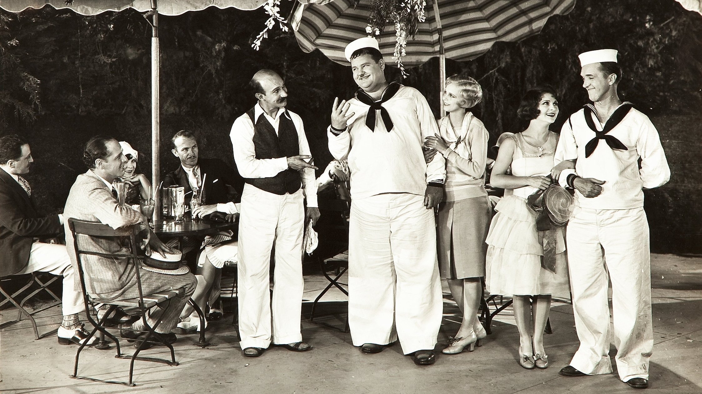 Dick und Doof - Blaue Jungs in Schwierigkeiten | Film 1929 | TV-MEDIA