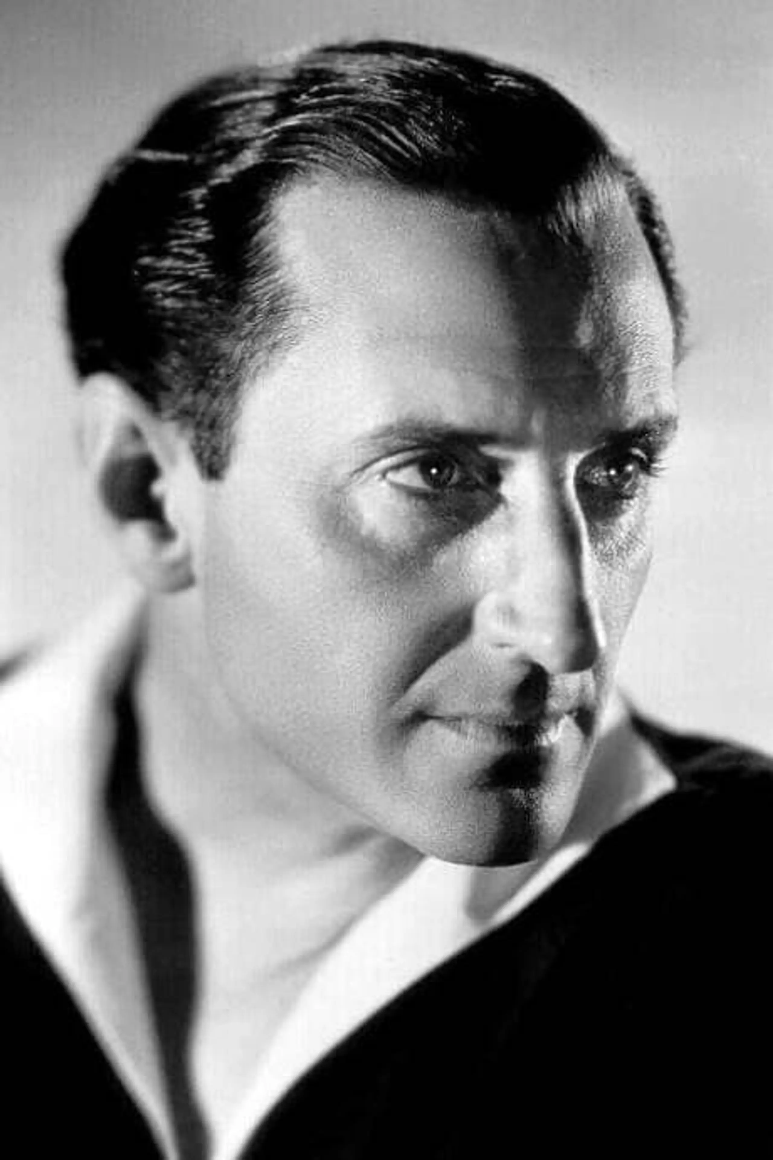 Foto von Basil Rathbone