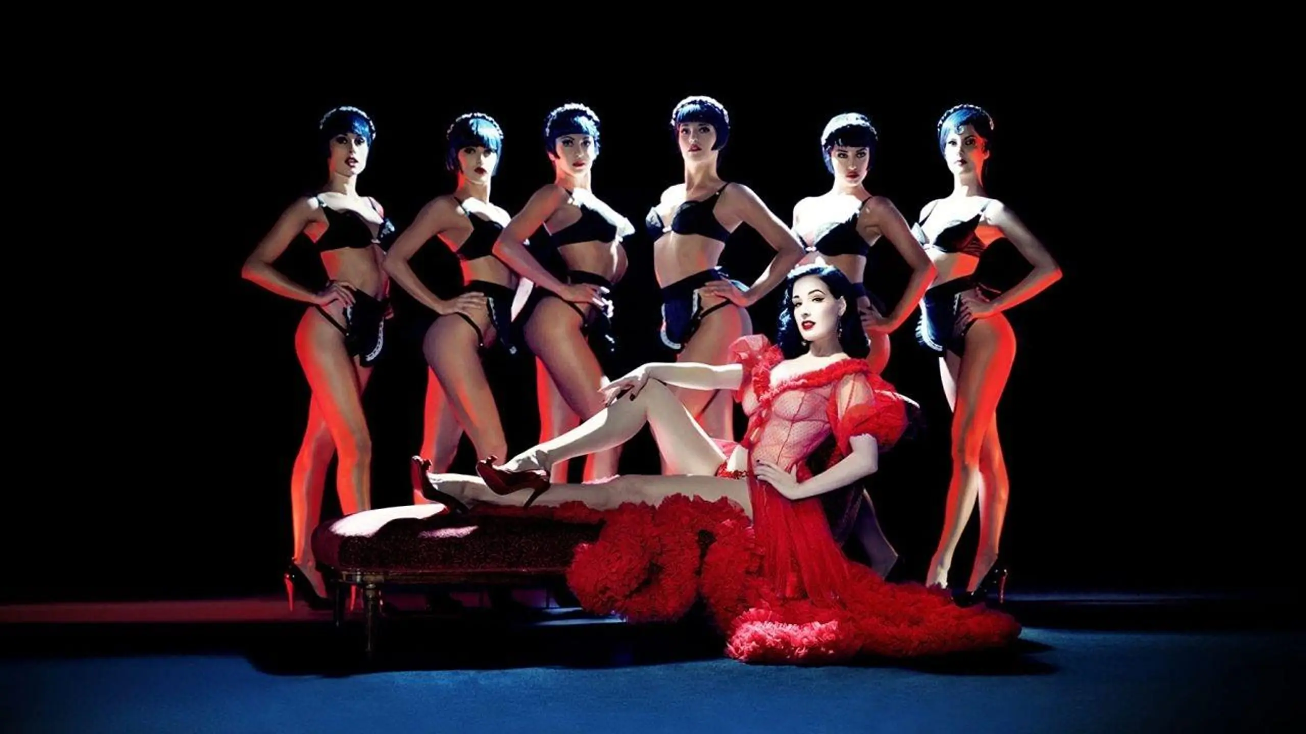 Crazy Horse mit Dita von Teese