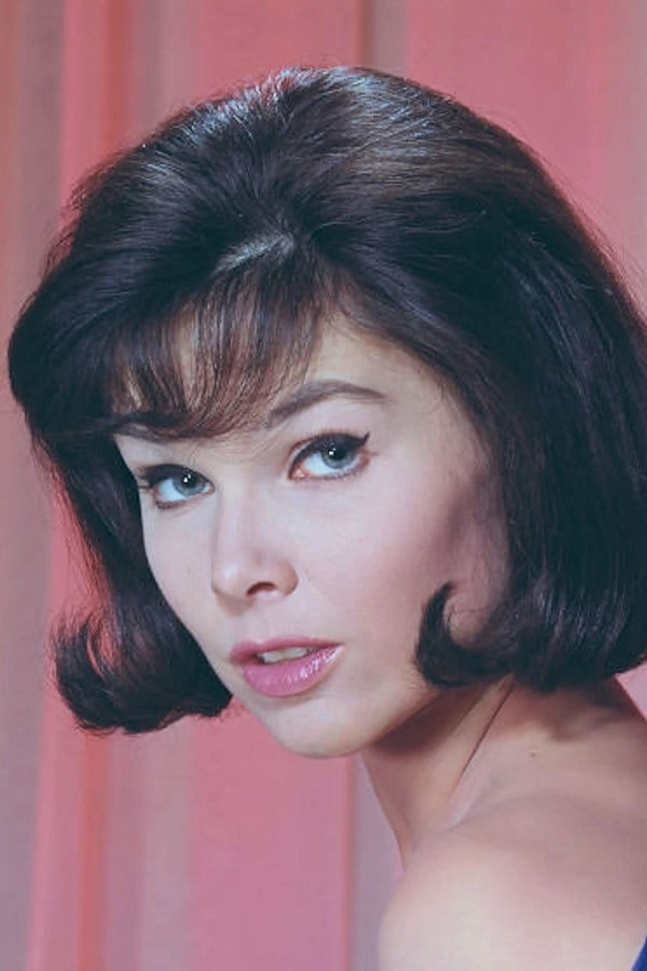 Foto von Yvonne Craig