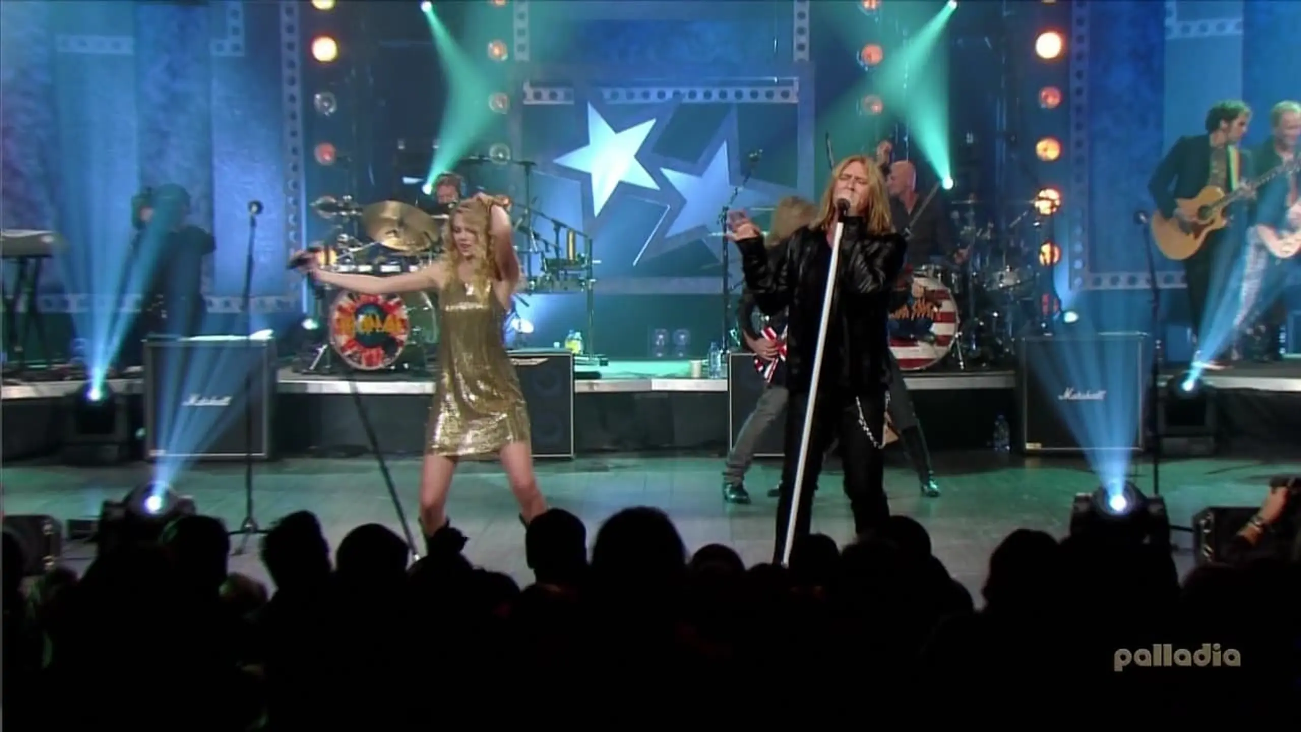 Taylor Swift & Def Leppard - CMT Crossroads