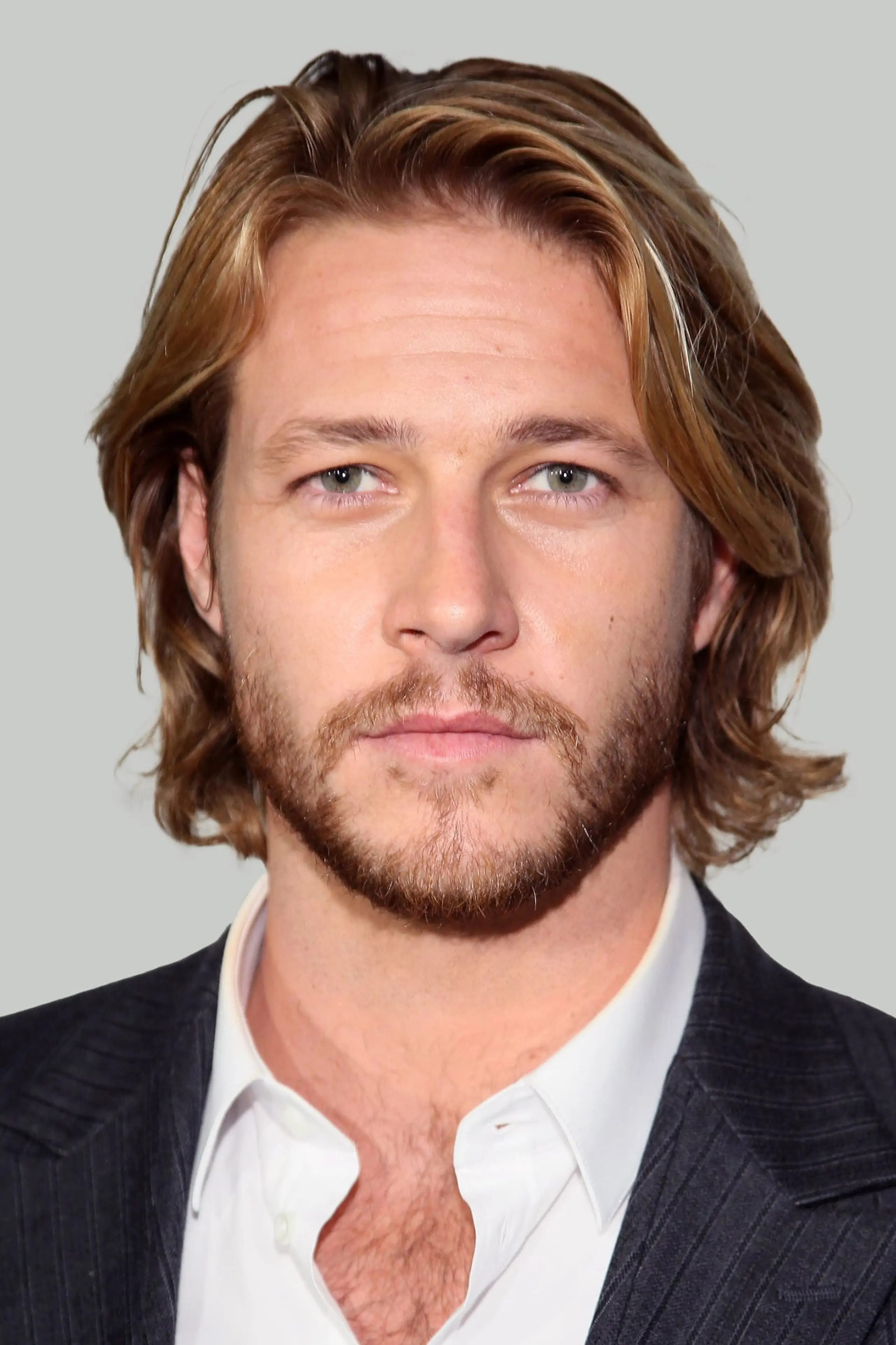 Foto von Luke Bracey