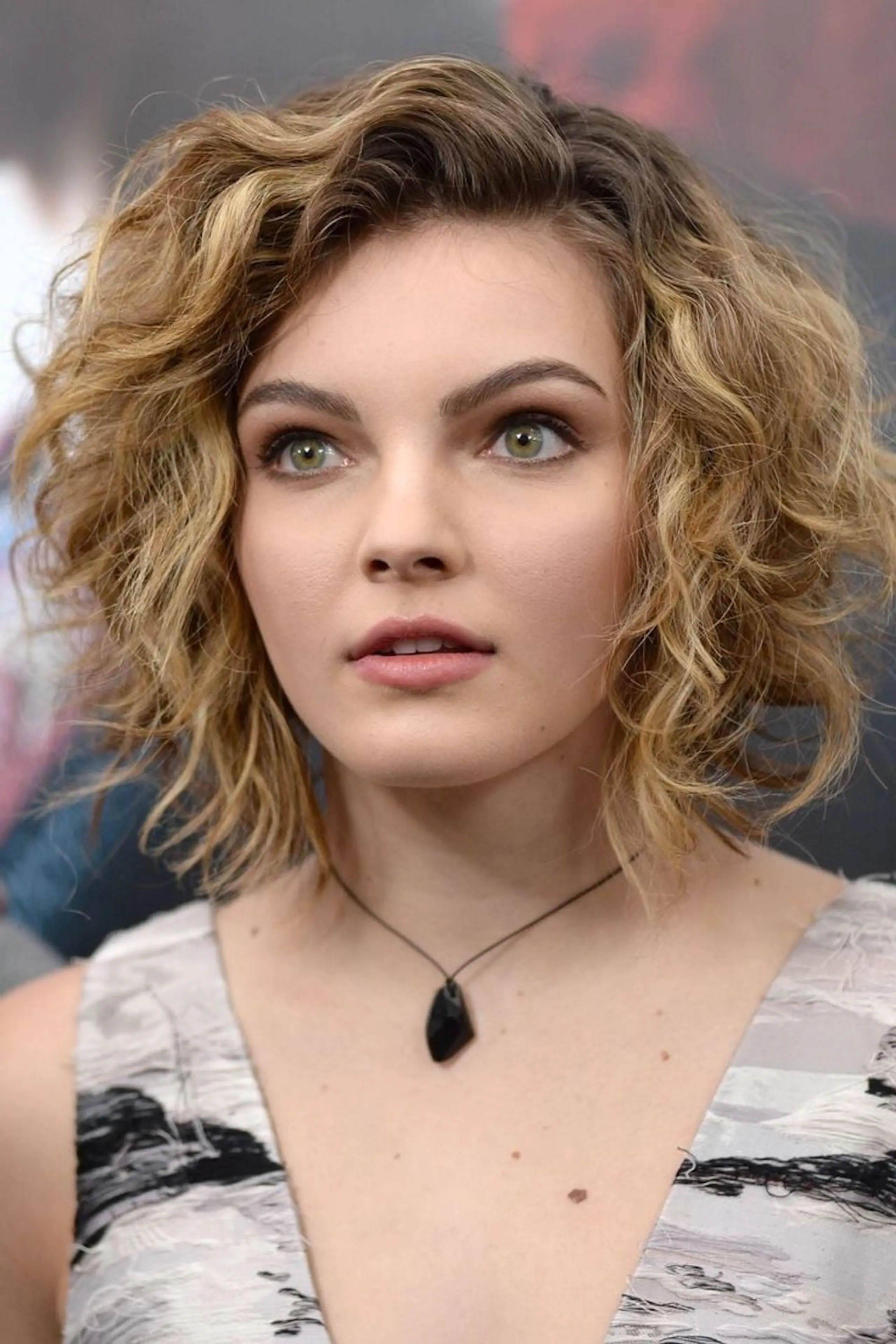 Foto von Camren Bicondova