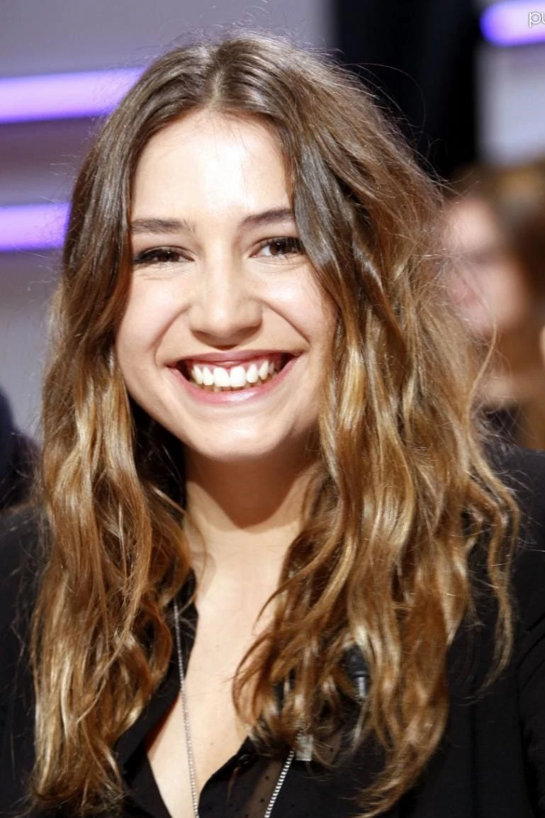 Foto von Izïa Higelin
