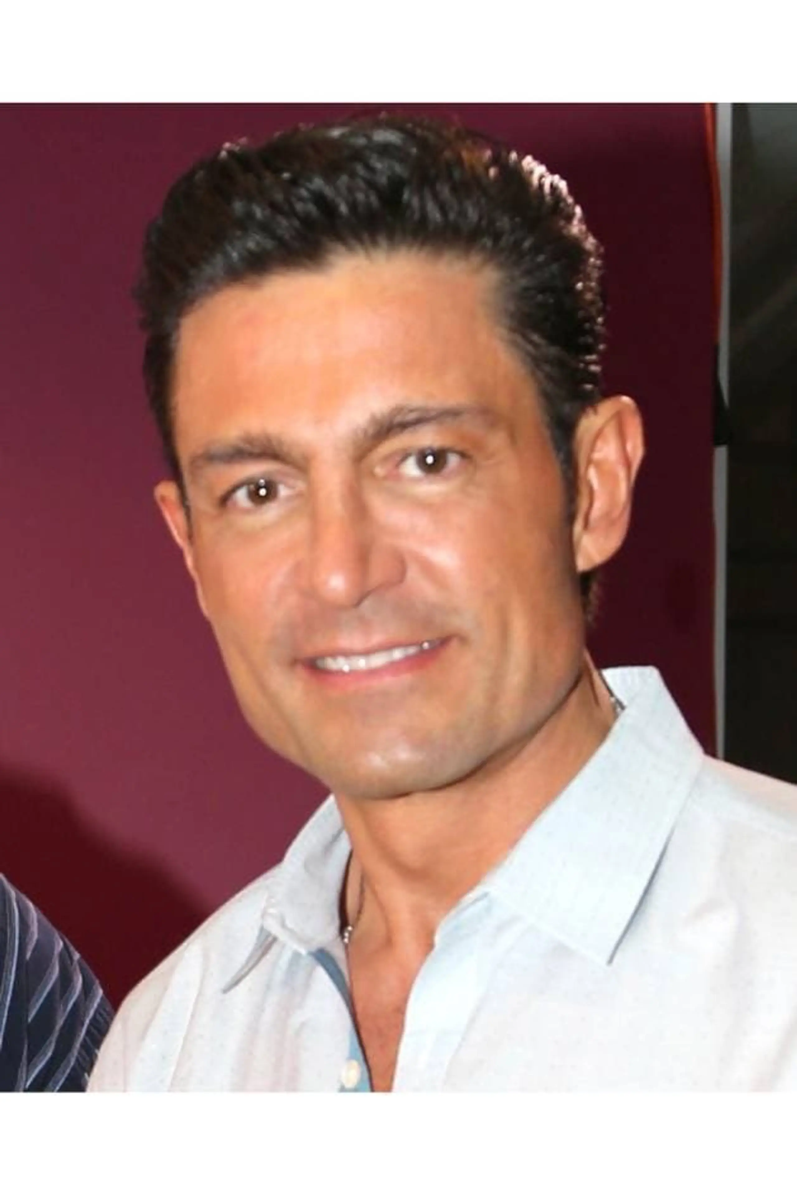 Fernando Colunga