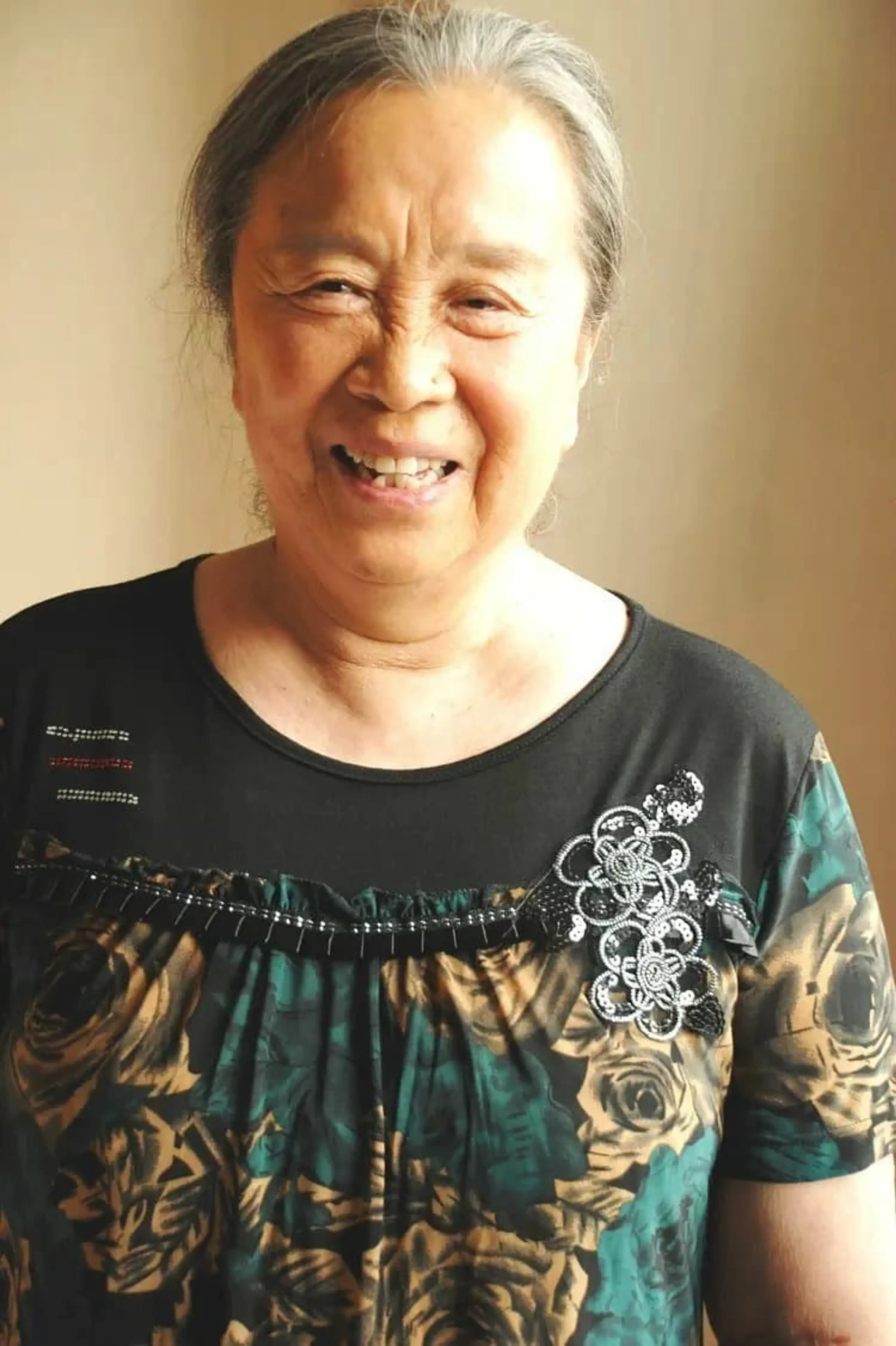 Mingqi Li