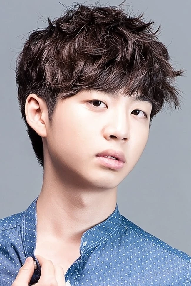 Foto von Shin Dong-Woo