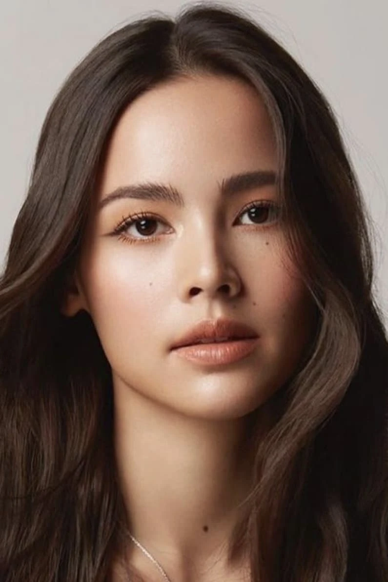 Foto von Urassaya Sperbund