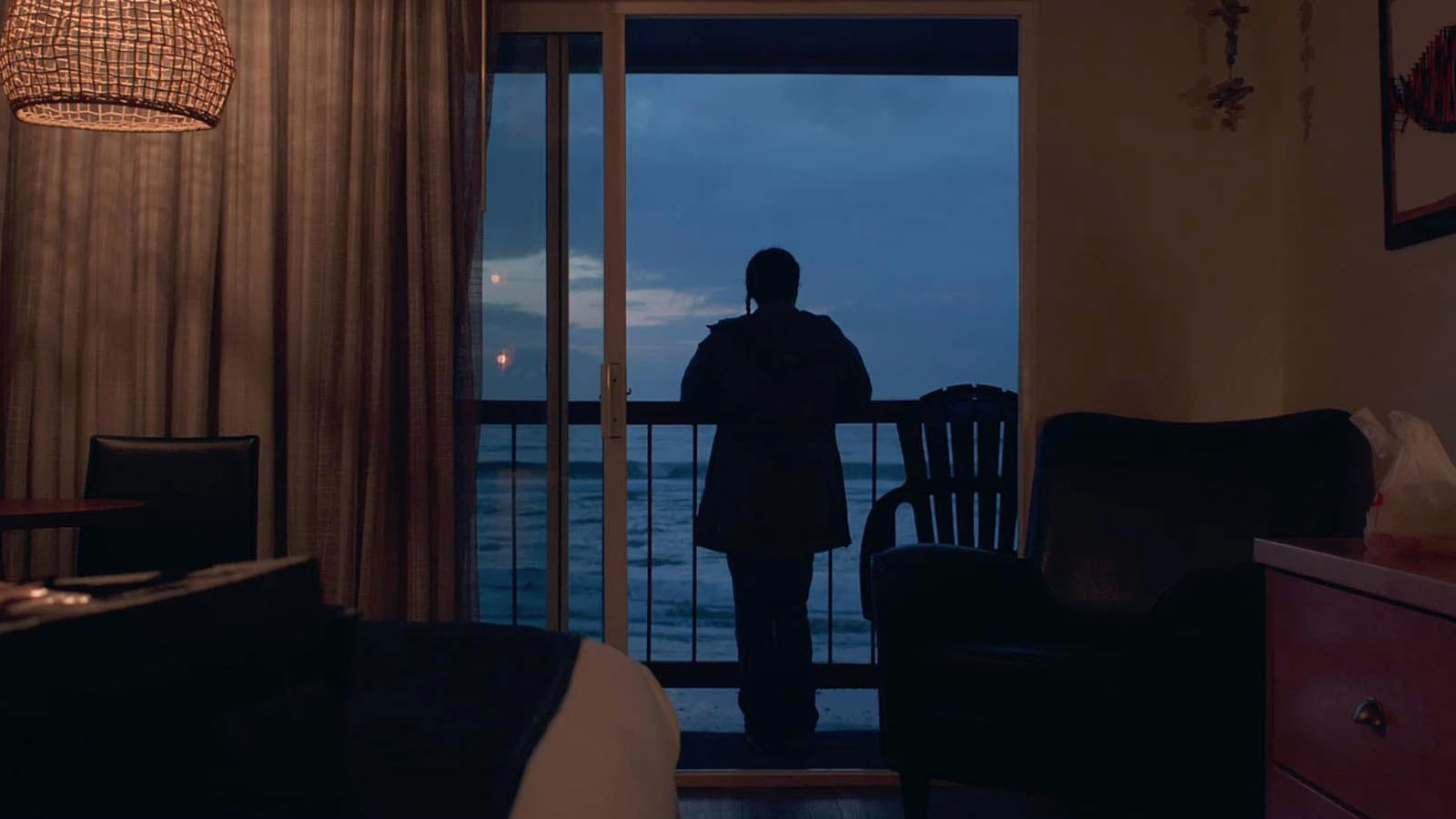 maɬni – towards the ocean, towards the shore