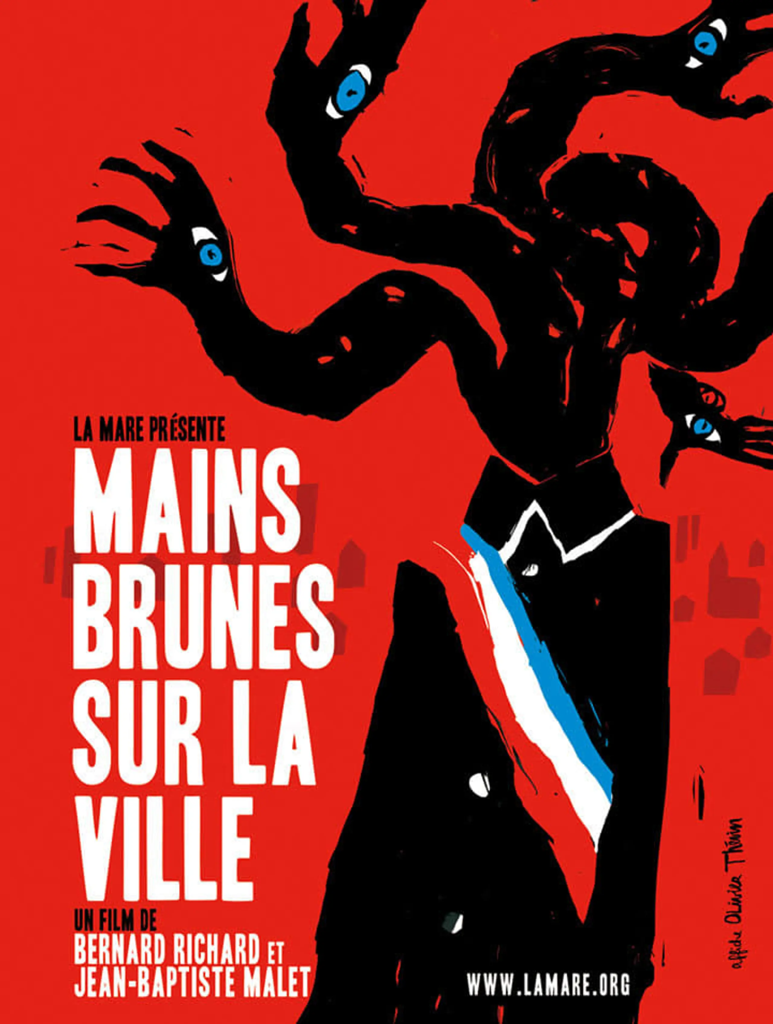 Mains brunes sur la ville