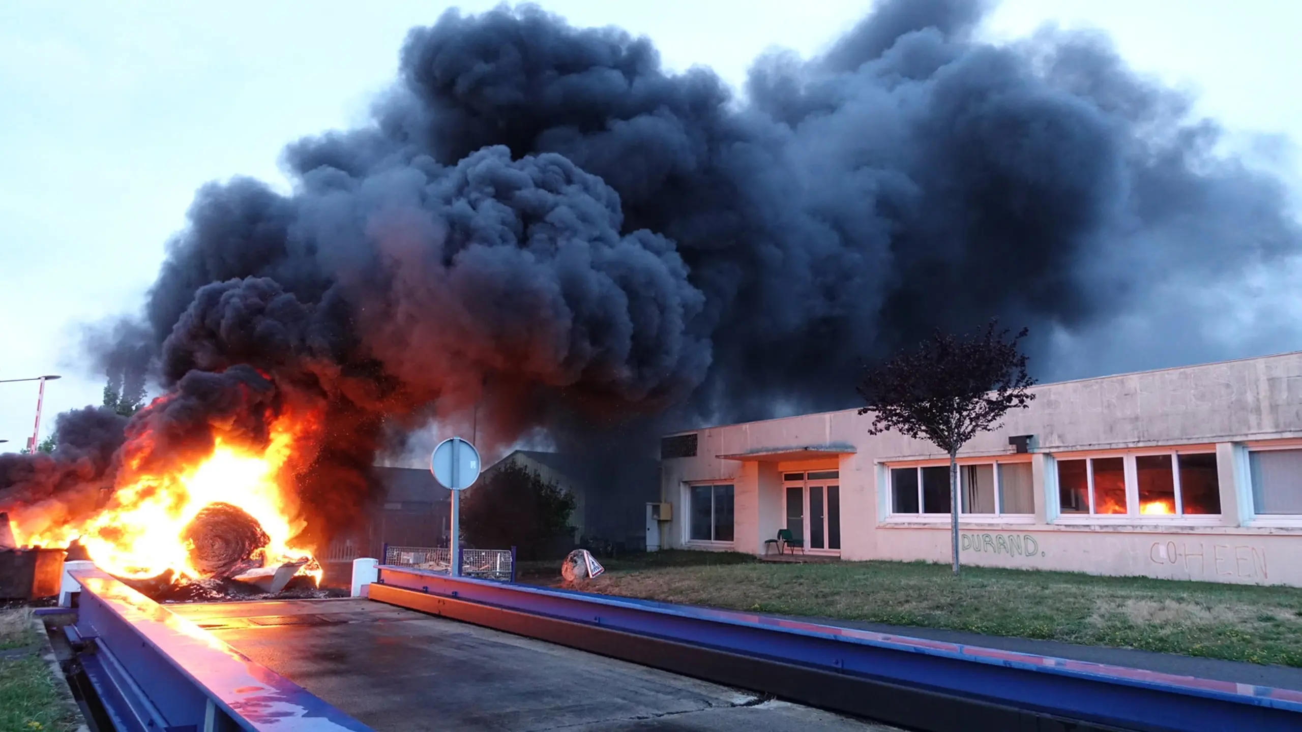 Feuer und Flamme für unsere Fabrik!