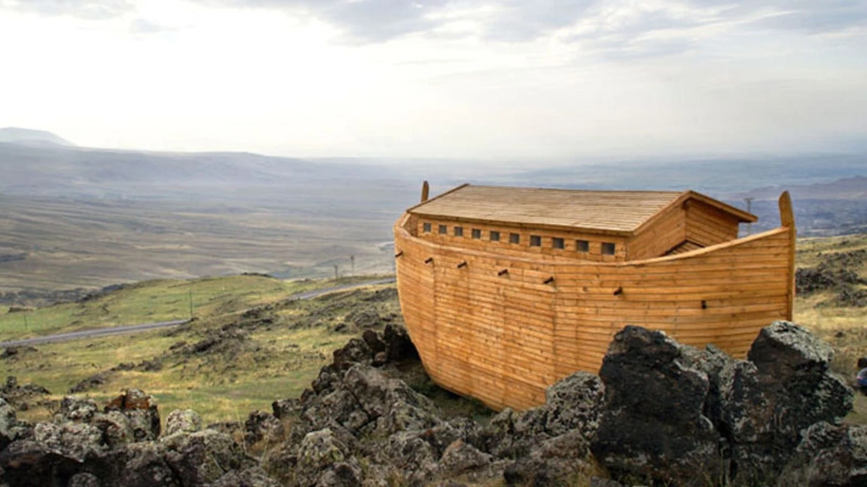 Mysteries of The Holy Arks