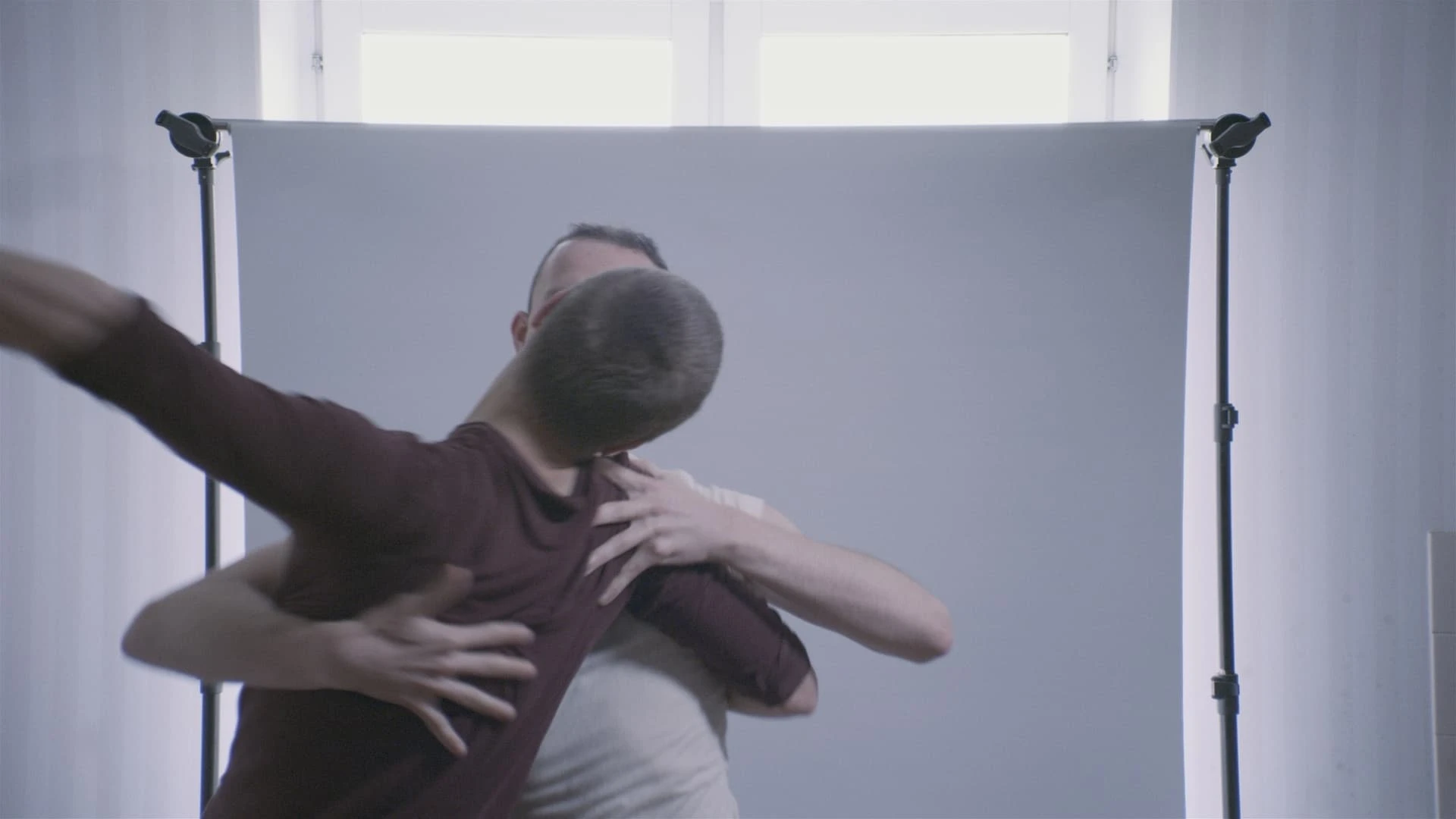 Don't, Kiss. mov