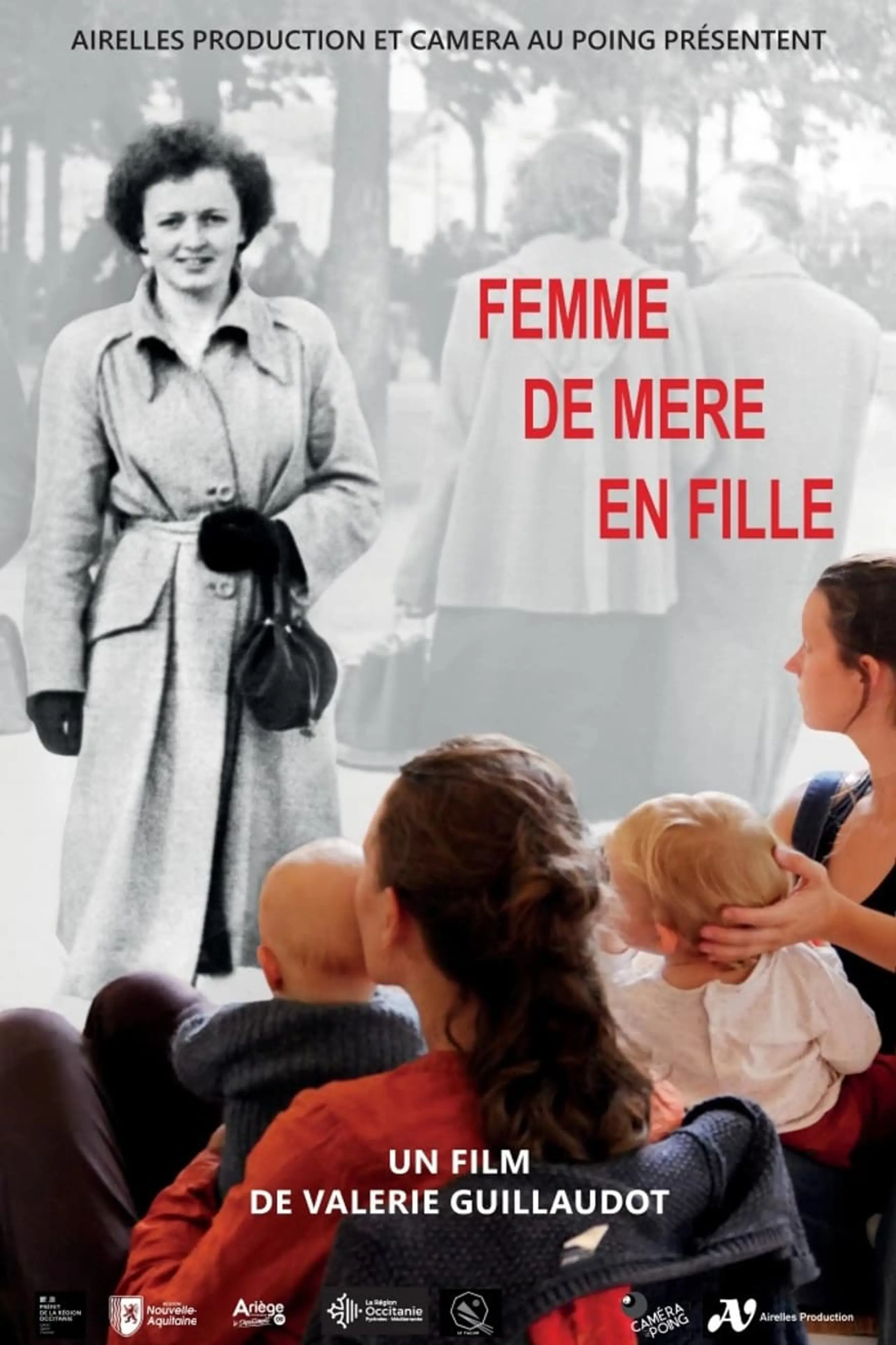 Femme de mère en fille