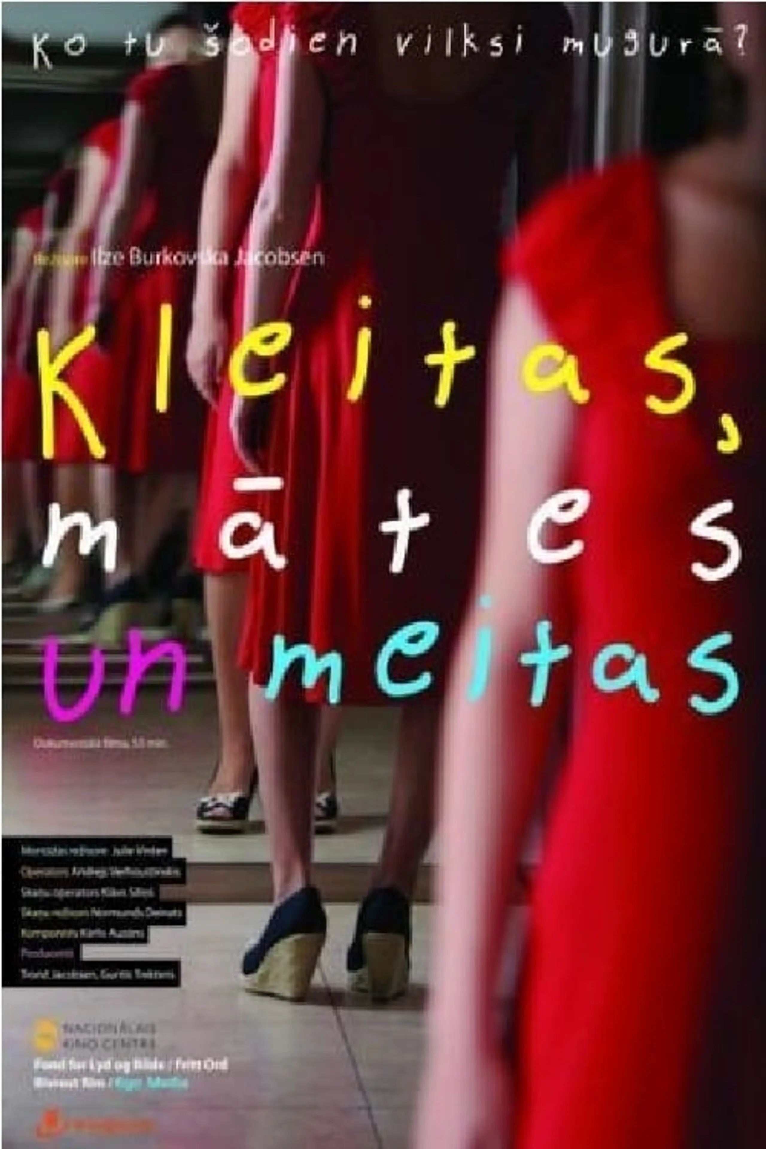 Kleitas, mātes un meitas