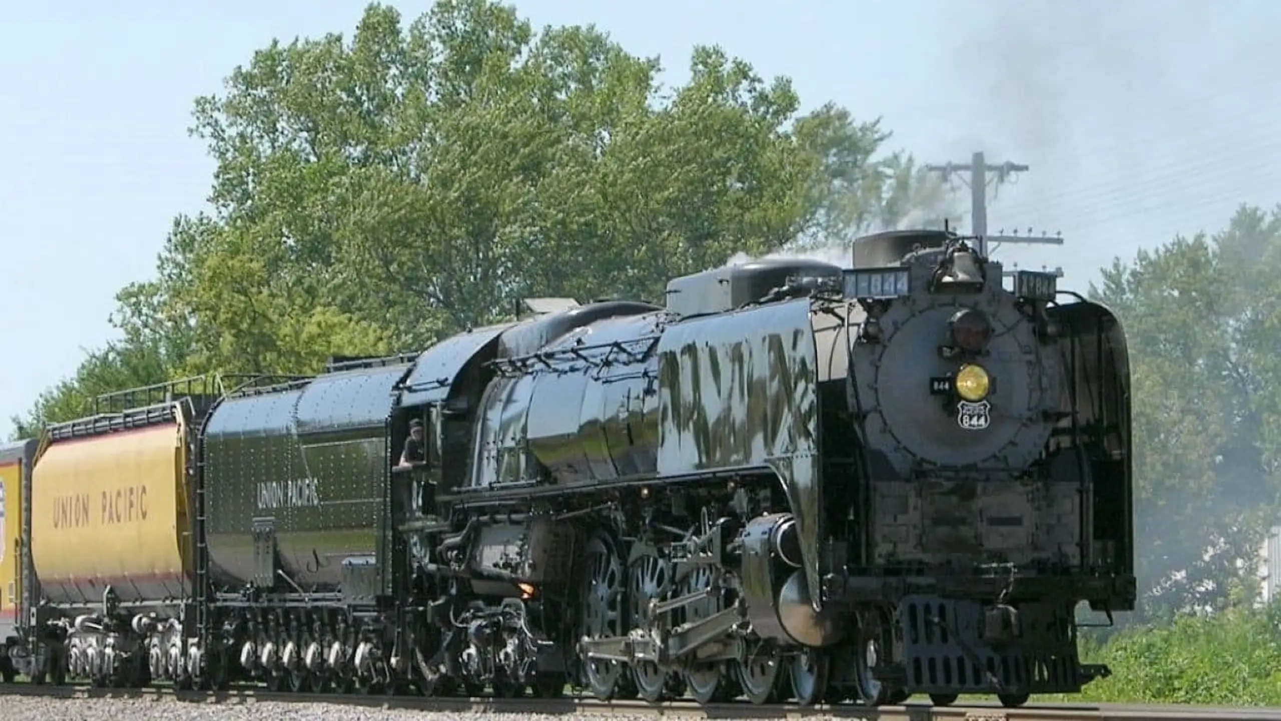 America's Steam Trains: Challenger 3985 - The Worlds Largest Operating Steam Locomotive