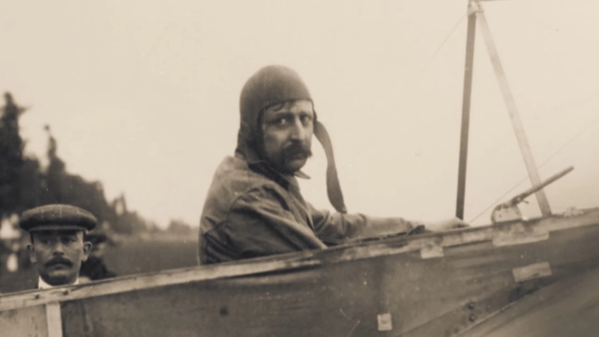 Mit fliegender Kiste über den Kanal: Louis Blériot