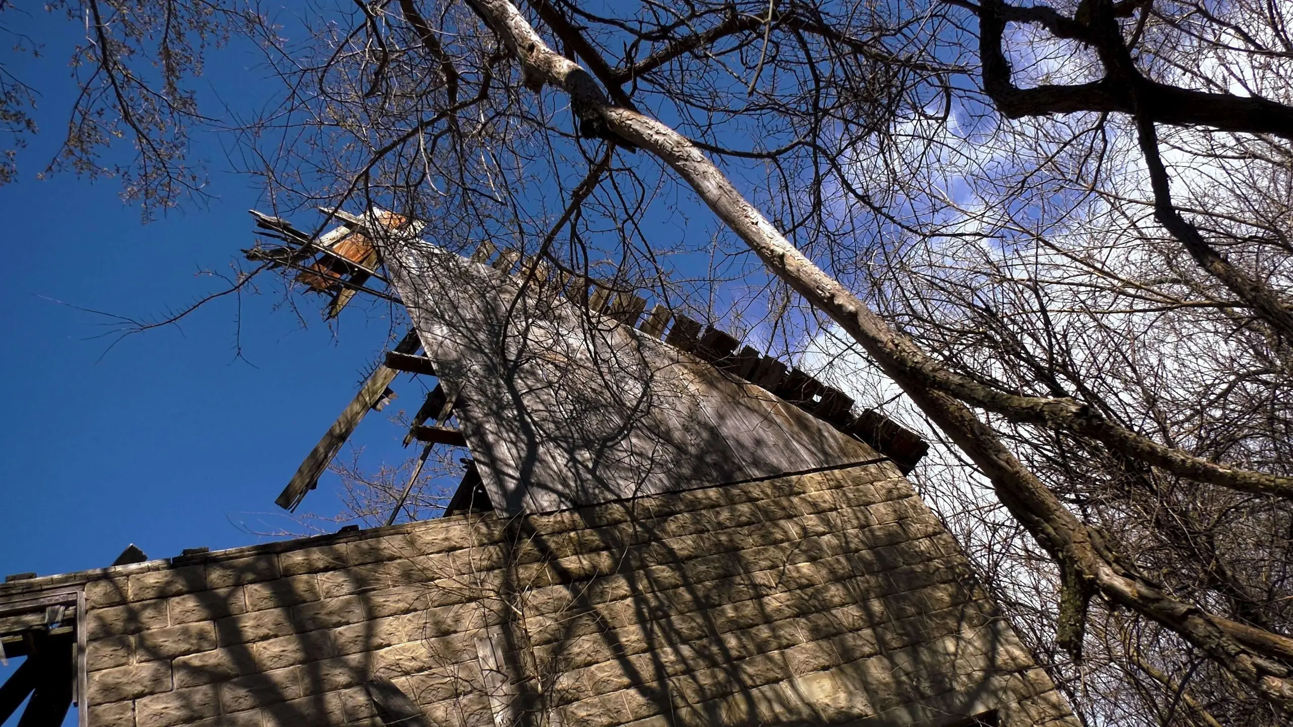 Scratches Barn