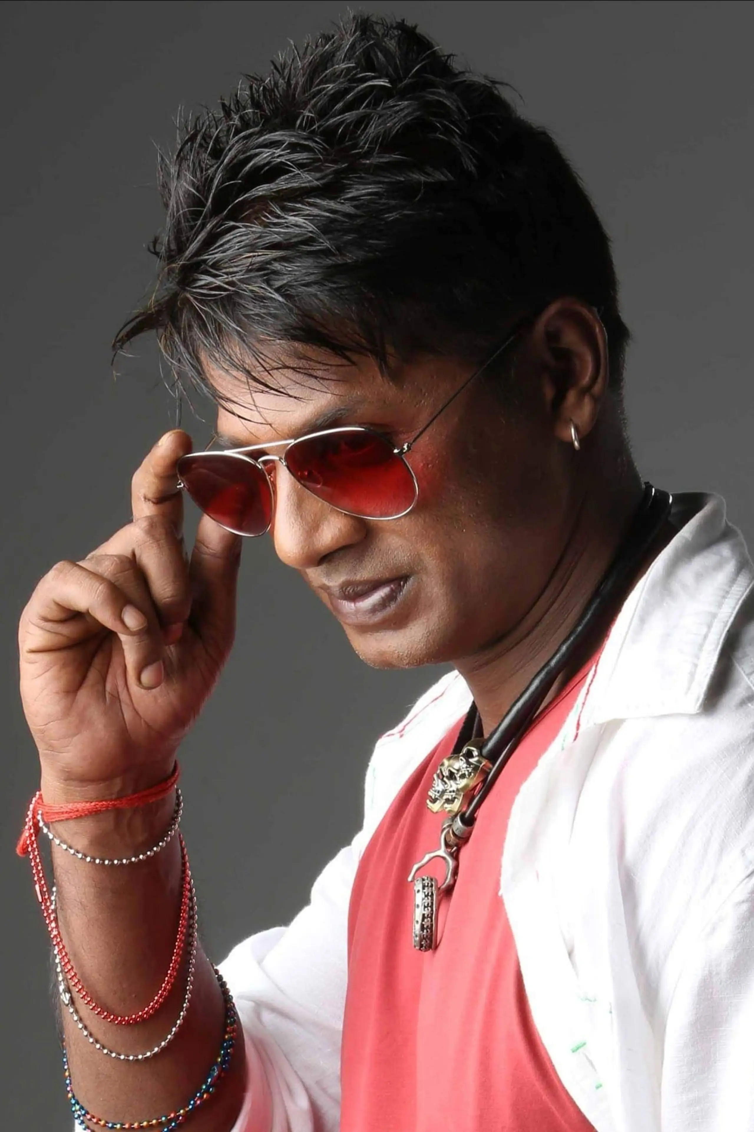 Foto von Duniya Vijay