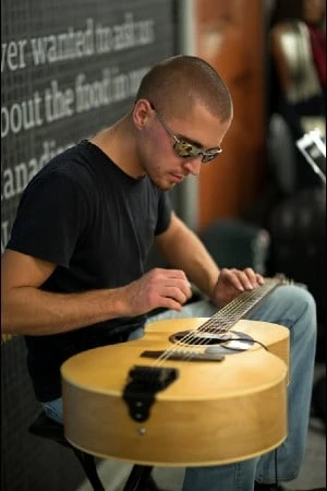 Foto von Andrew Lopatin