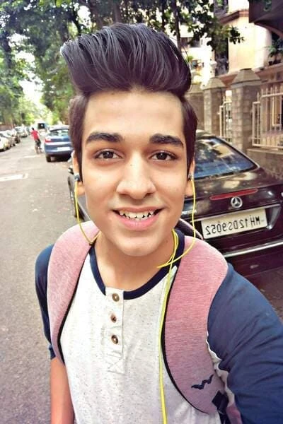 Foto von Ayushmaan Saxena
