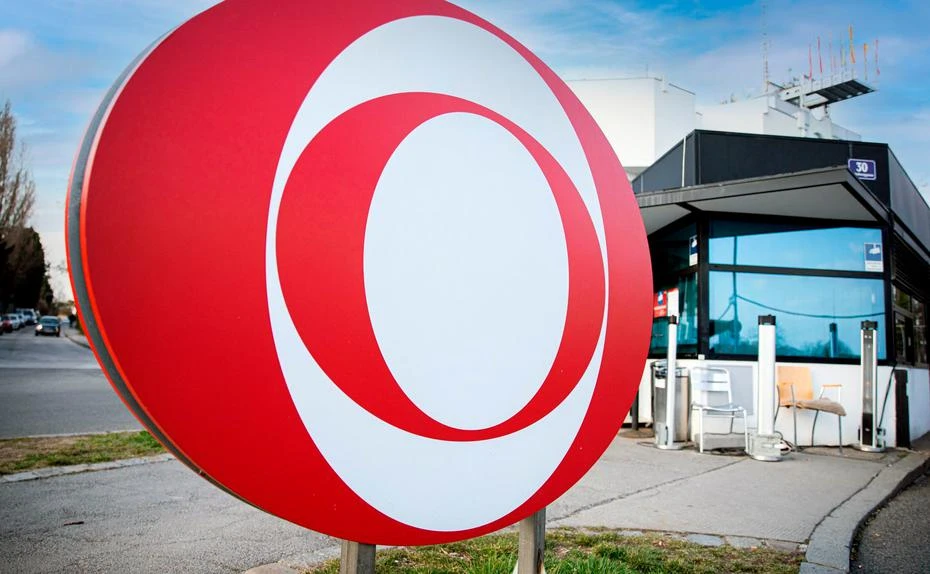 Das ORF-Zentrum befindet sich am Wiener Küniglberg im 13. Gemeindebezirk Hietzing