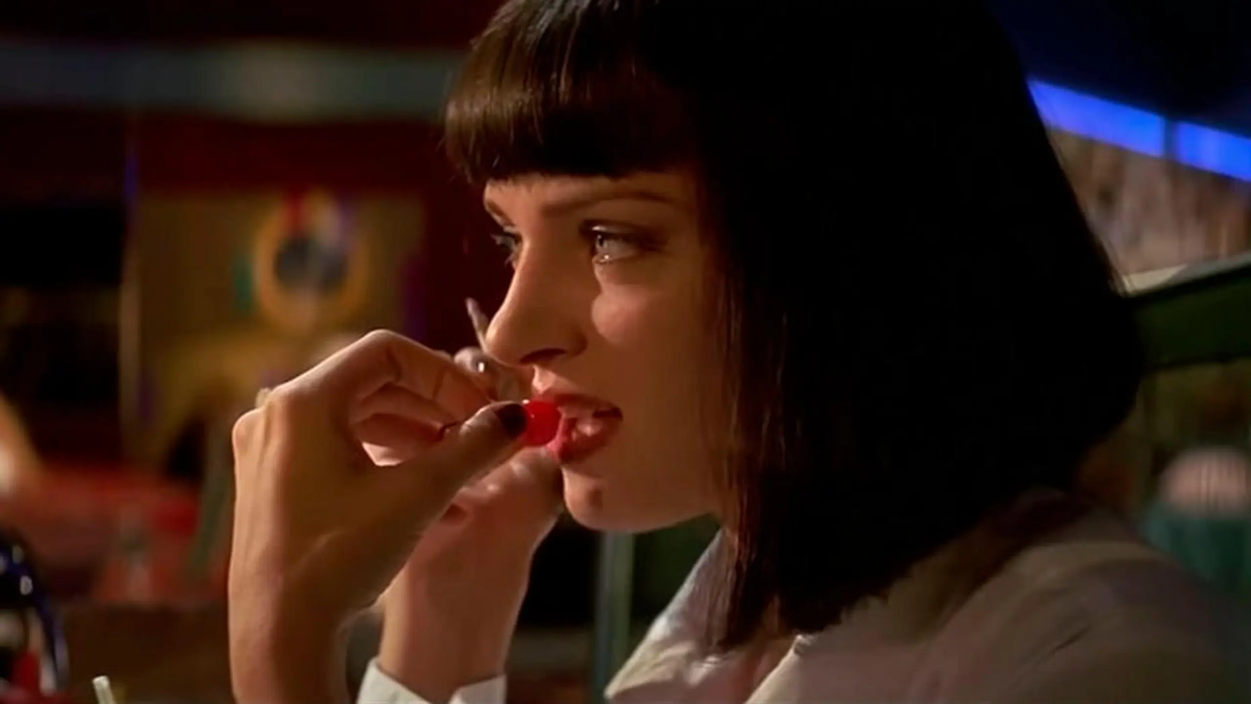 Die großartige Uma Thurman in Quentin Tarantinos „Pulp Fiction“ (1994). Aber was bedeutet der Filmtitel eigentlich?