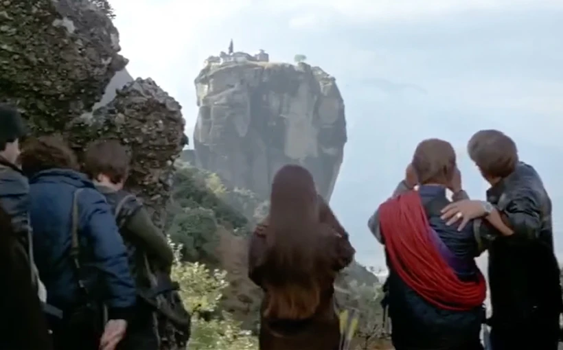 Auch Geheimagent James Bond stattete im Film „James Bond 007 – In tödlicher Mission“ (1981) den weltbekannten Metéora-Klöstern in Griechenland einen Besuch ab