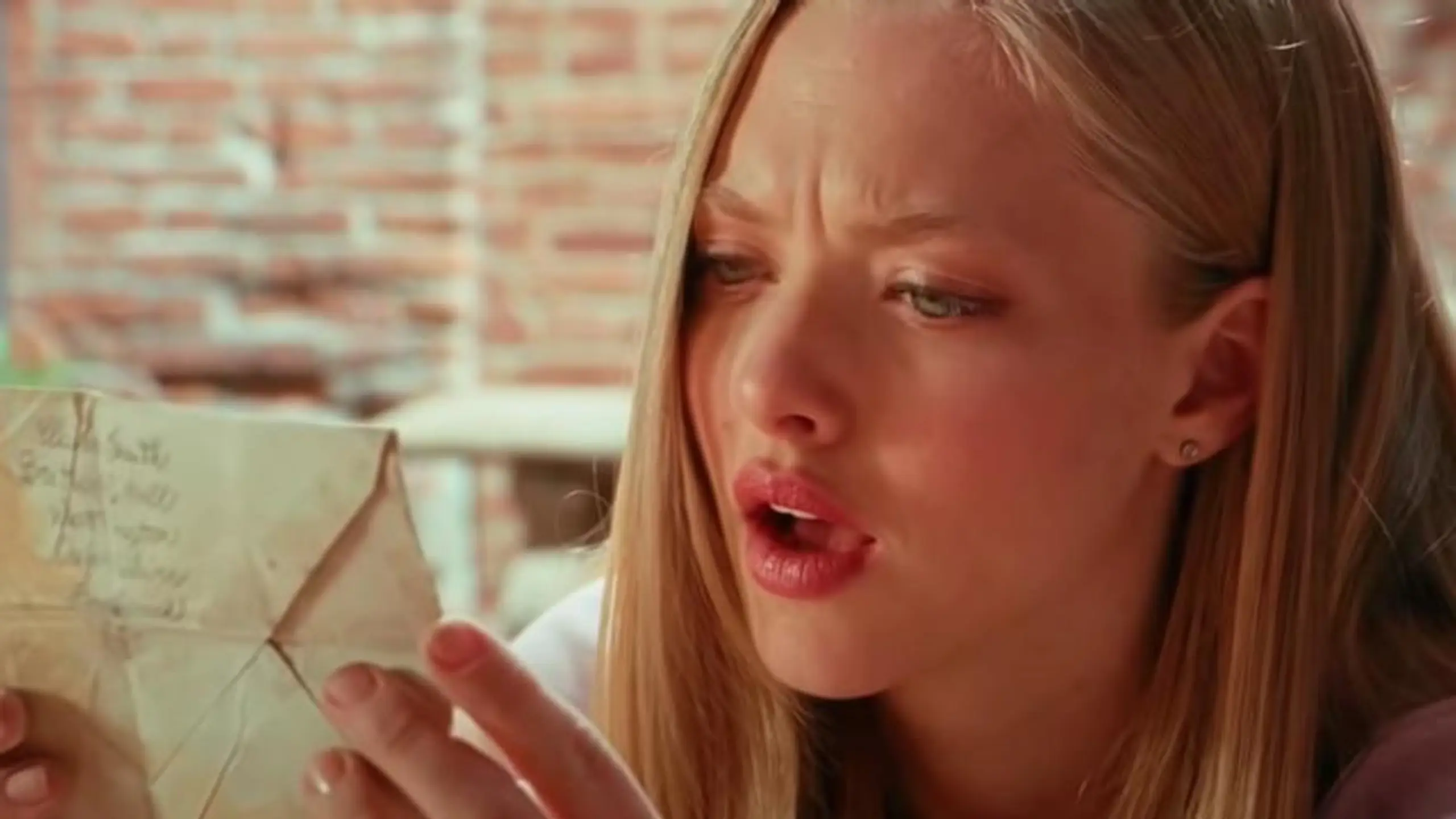 Amanda Seyfried folgt in „Briefe an Julia“ (2010) der Spur eines geheimnisvollen Briefs, den sie im italienischen Verona findet